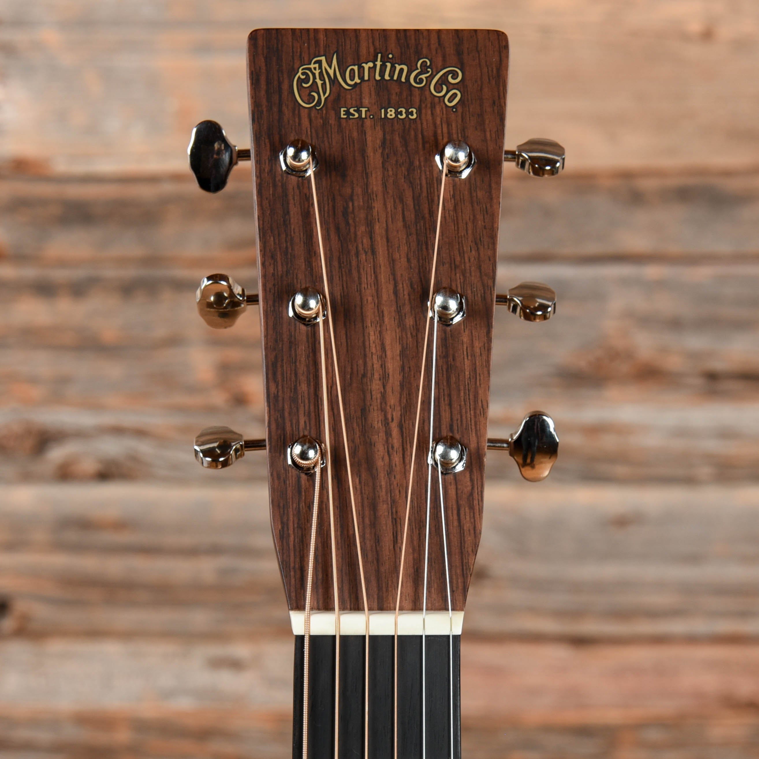 Martin Standard Series D-28 Natural 2019 Acoustic Guitars / Dreadnought