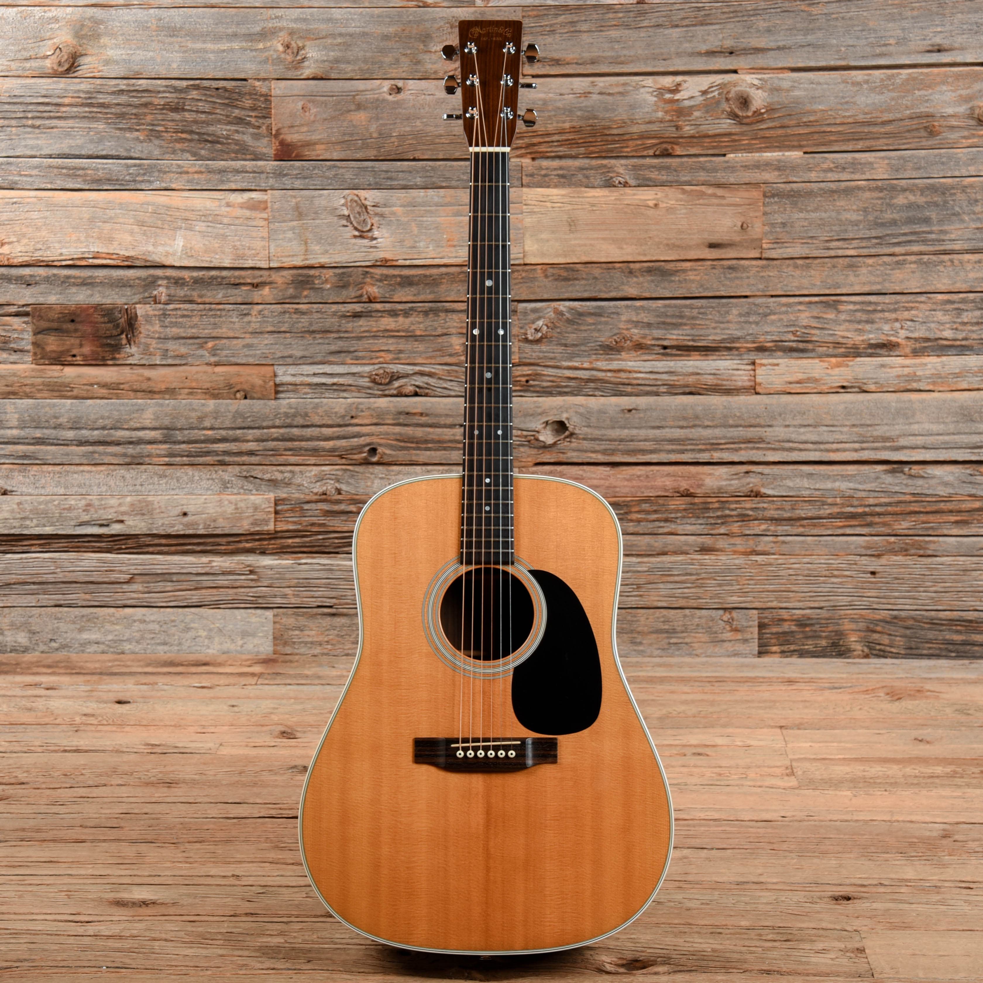 Martin Standard Series D-28 Natural Acoustic Guitars / Dreadnought