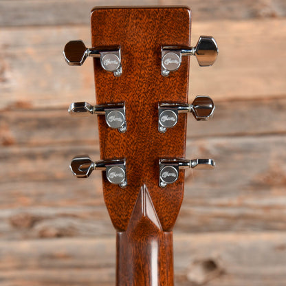Martin Standard Series D-28 Natural Acoustic Guitars / Dreadnought