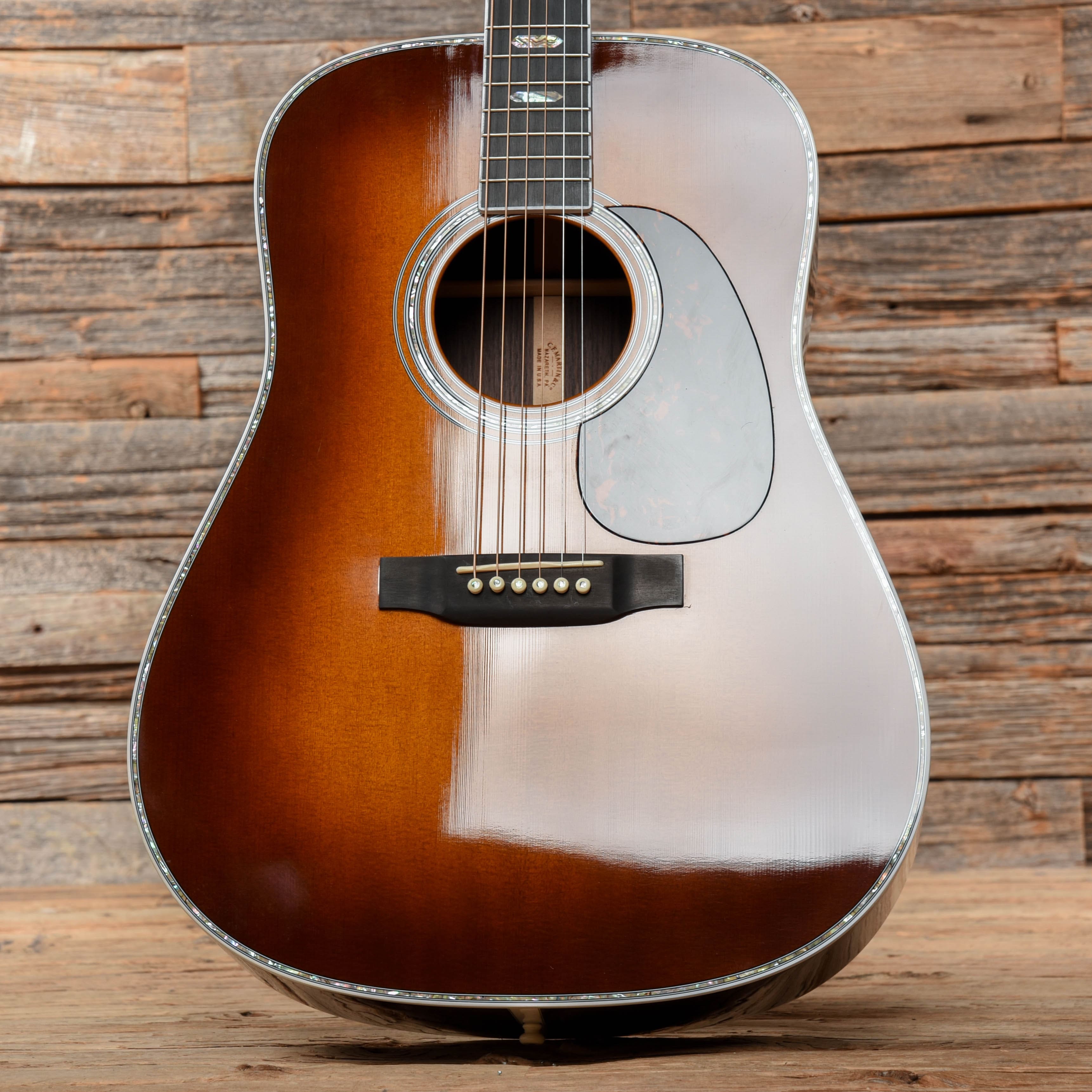 Martin Standard Series D-41 Sunburst 2016 Acoustic Guitars / Dreadnought