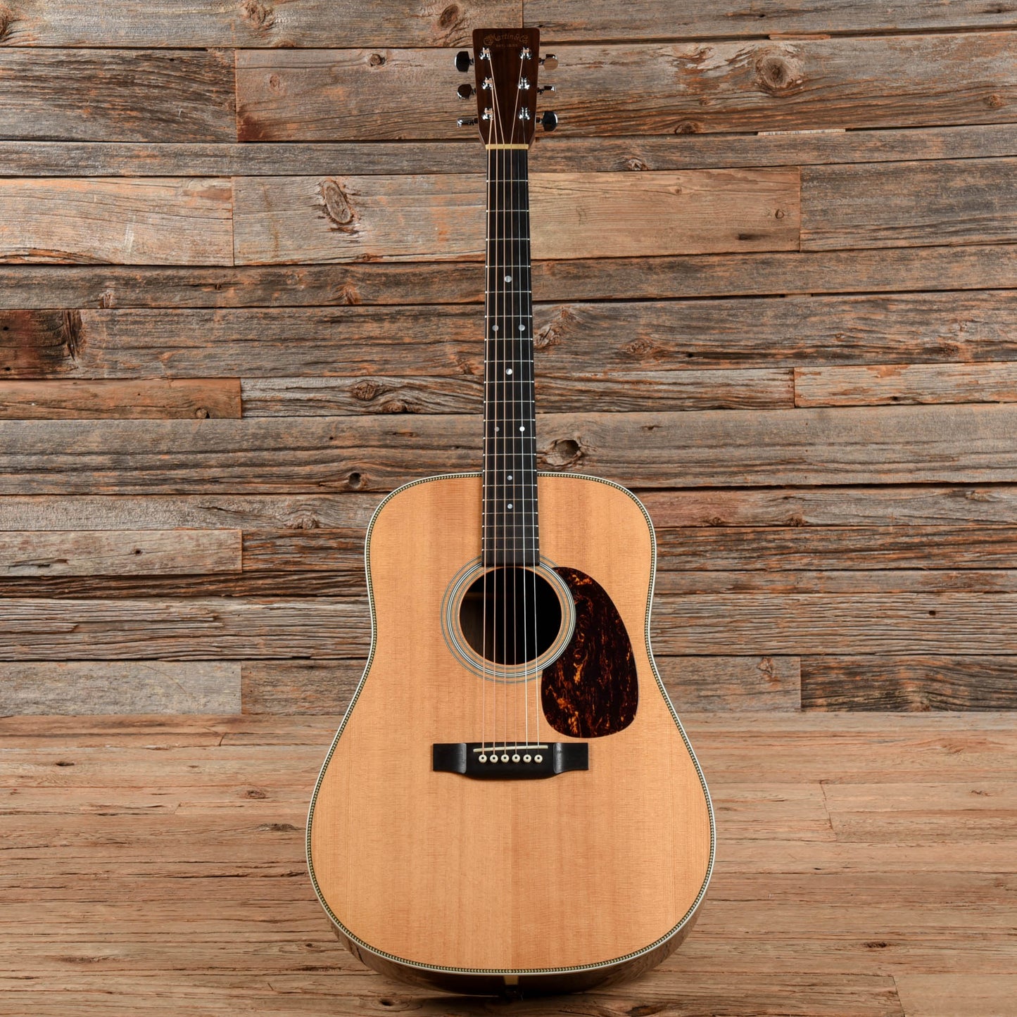 Martin Standard Series HD-28 2001 Natural 2001 Acoustic Guitars / Dreadnought