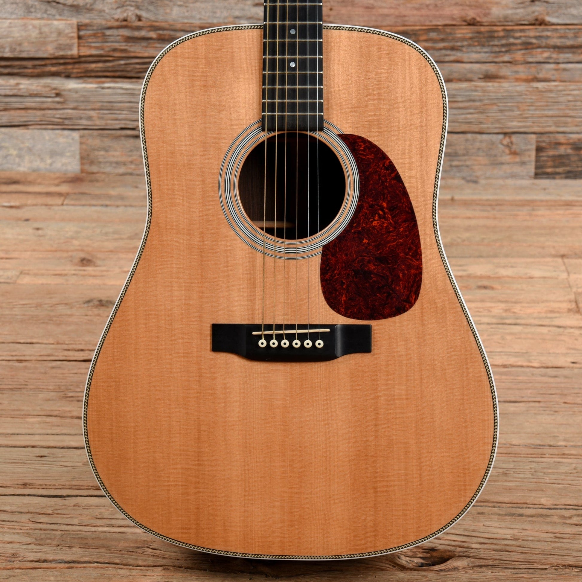 Martin Standard Series HD-28 Natural 1999 Acoustic Guitars / Dreadnought