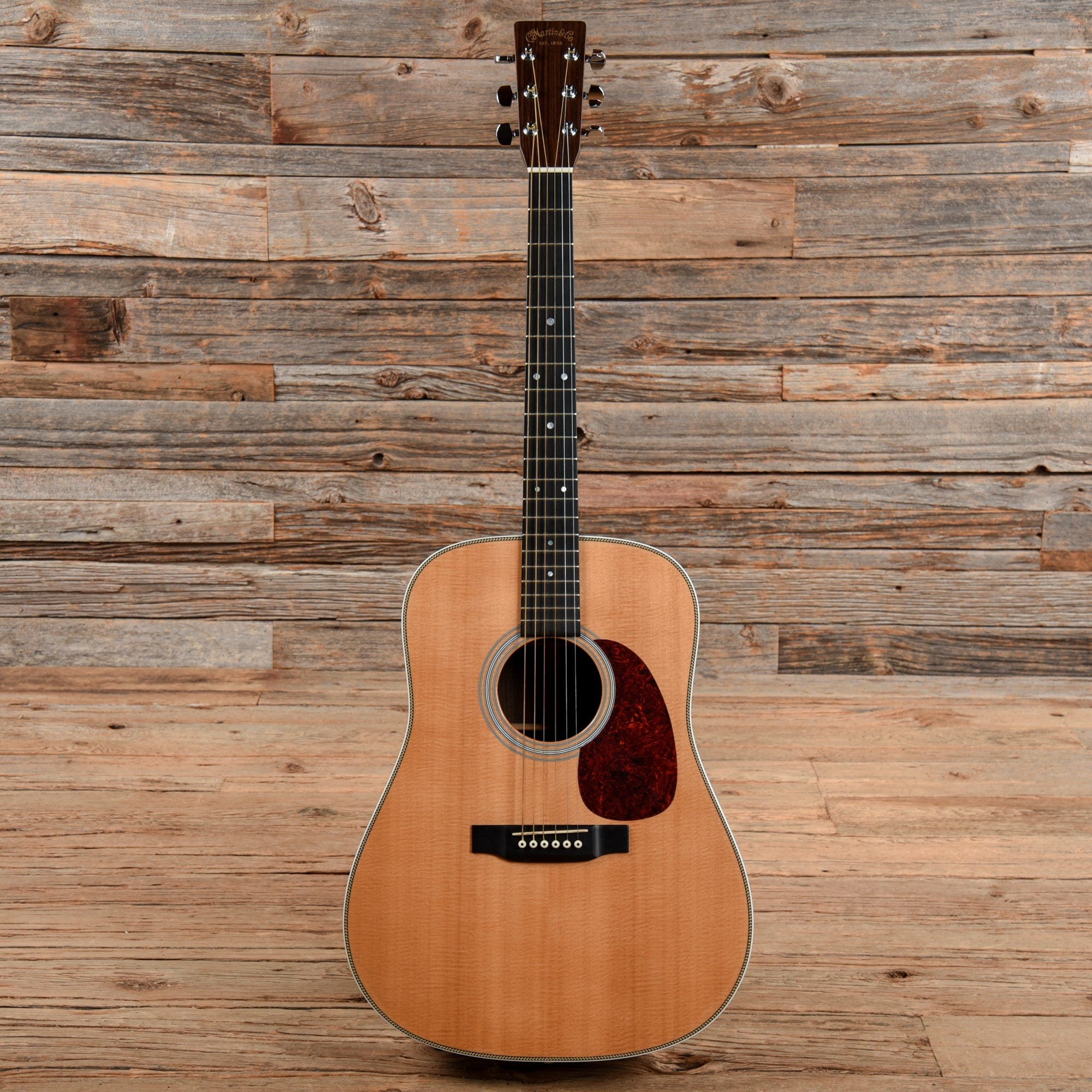 Martin Standard Series HD-28 Natural 1999 Acoustic Guitars / Dreadnought