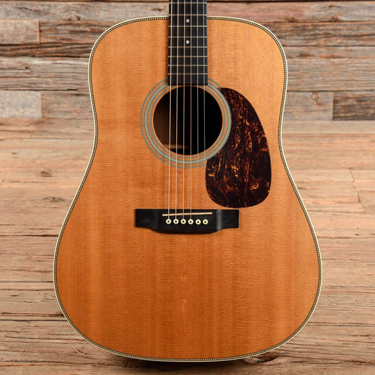 Martin Standard Series HD-28 Natural 2000 Acoustic Guitars / Dreadnought