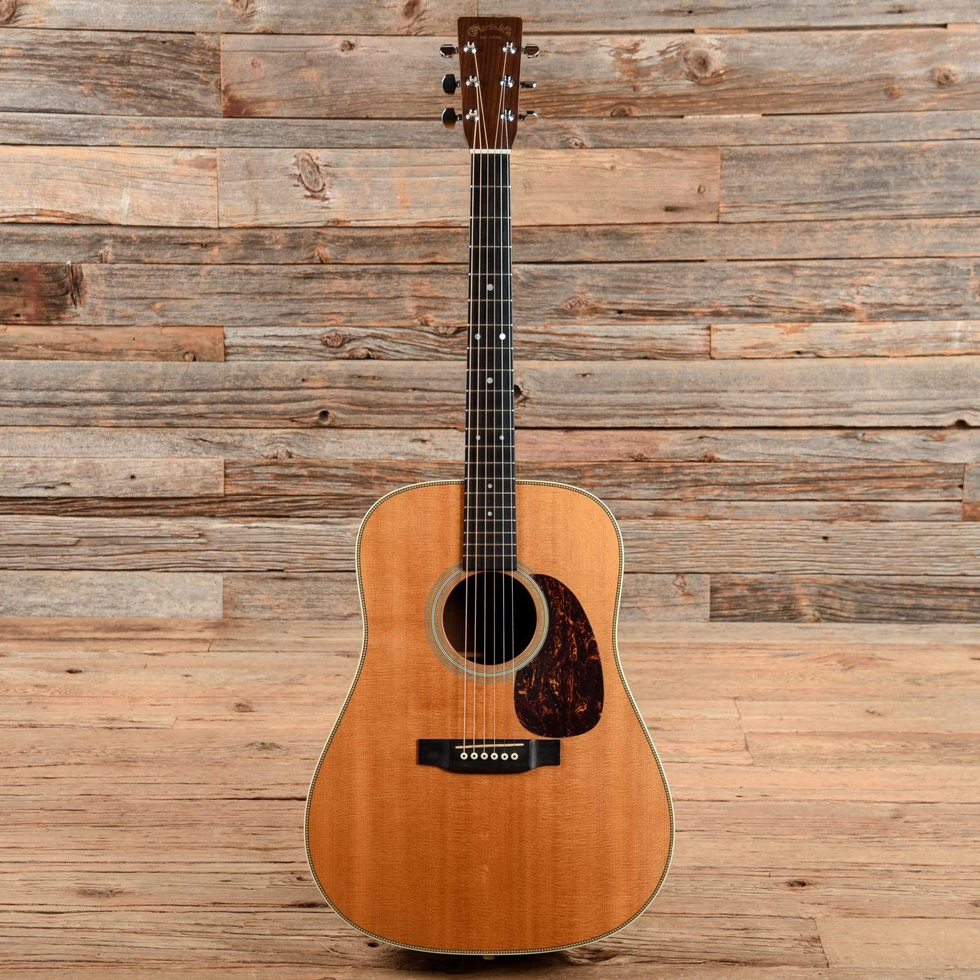 Martin Standard Series HD-28 Natural 2000 Acoustic Guitars / Dreadnought