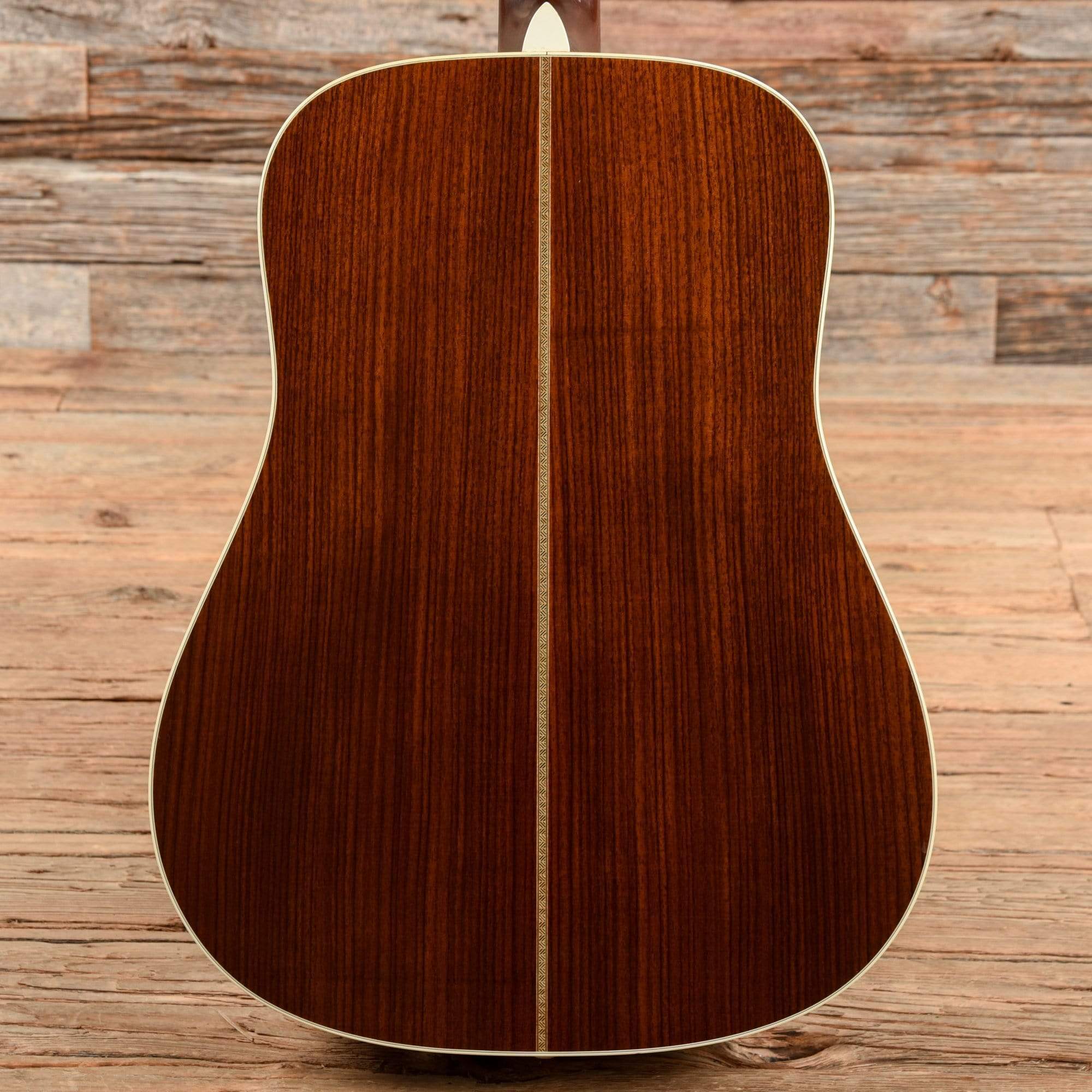 Martin Standard Series HD-28 Natural 2000 Acoustic Guitars / Dreadnought
