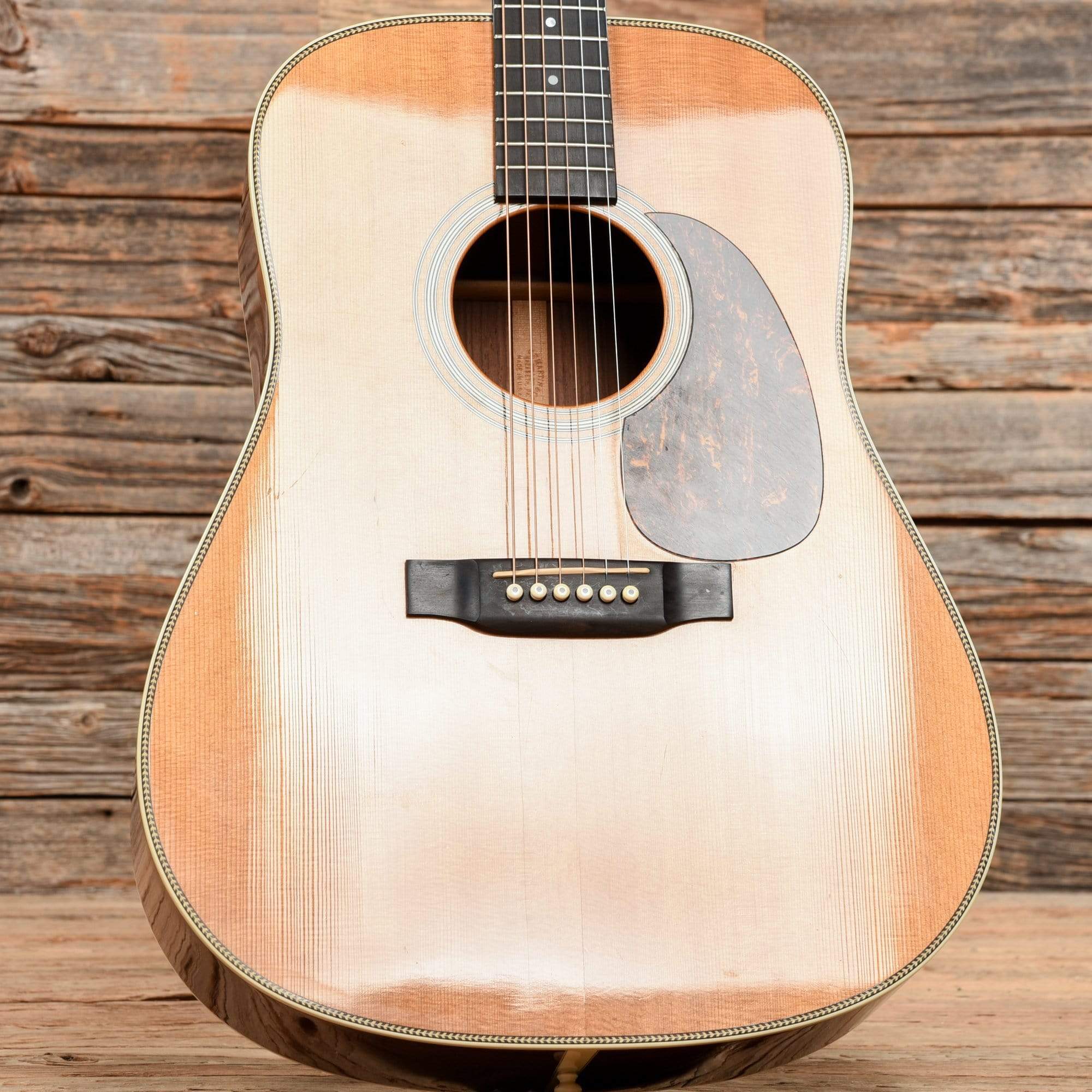 Martin Standard Series HD-28 Natural 2000 Acoustic Guitars / Dreadnought