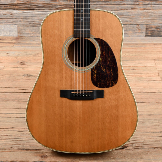 Martin Standard Series HD-28 Natural 2002 Acoustic Guitars / Dreadnought