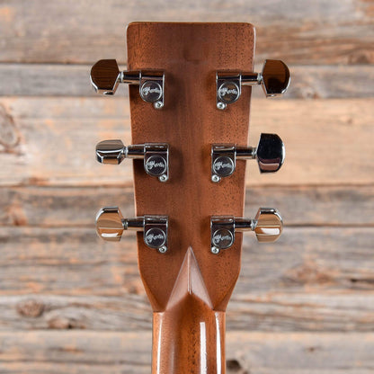 Martin Standard Series HD-28 Natural 2002 Acoustic Guitars / Dreadnought