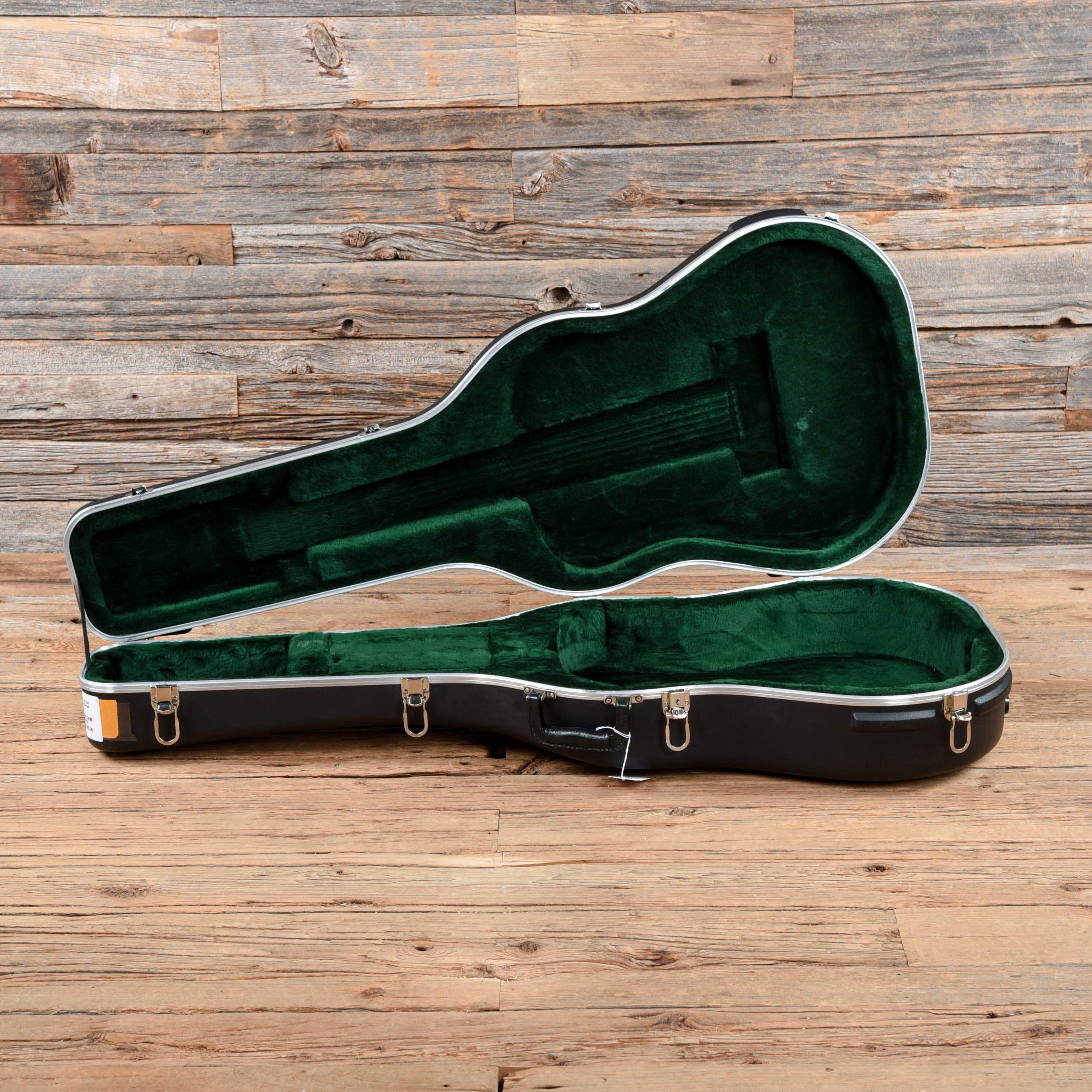 Martin Standard Series HD-28 Natural 2002 – Chicago Music Exchange