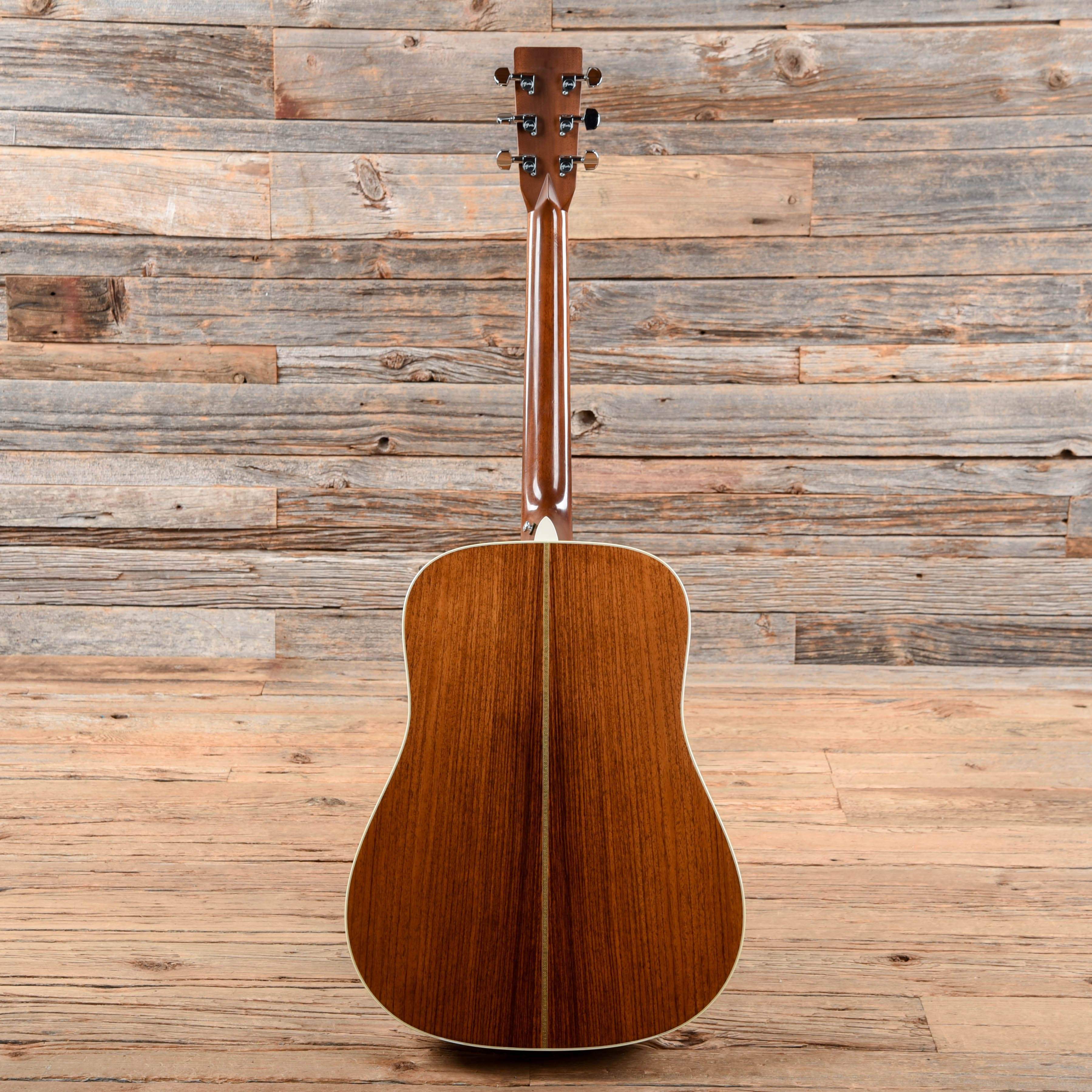 Martin Standard Series HD-28 Natural 2002 Acoustic Guitars / Dreadnought
