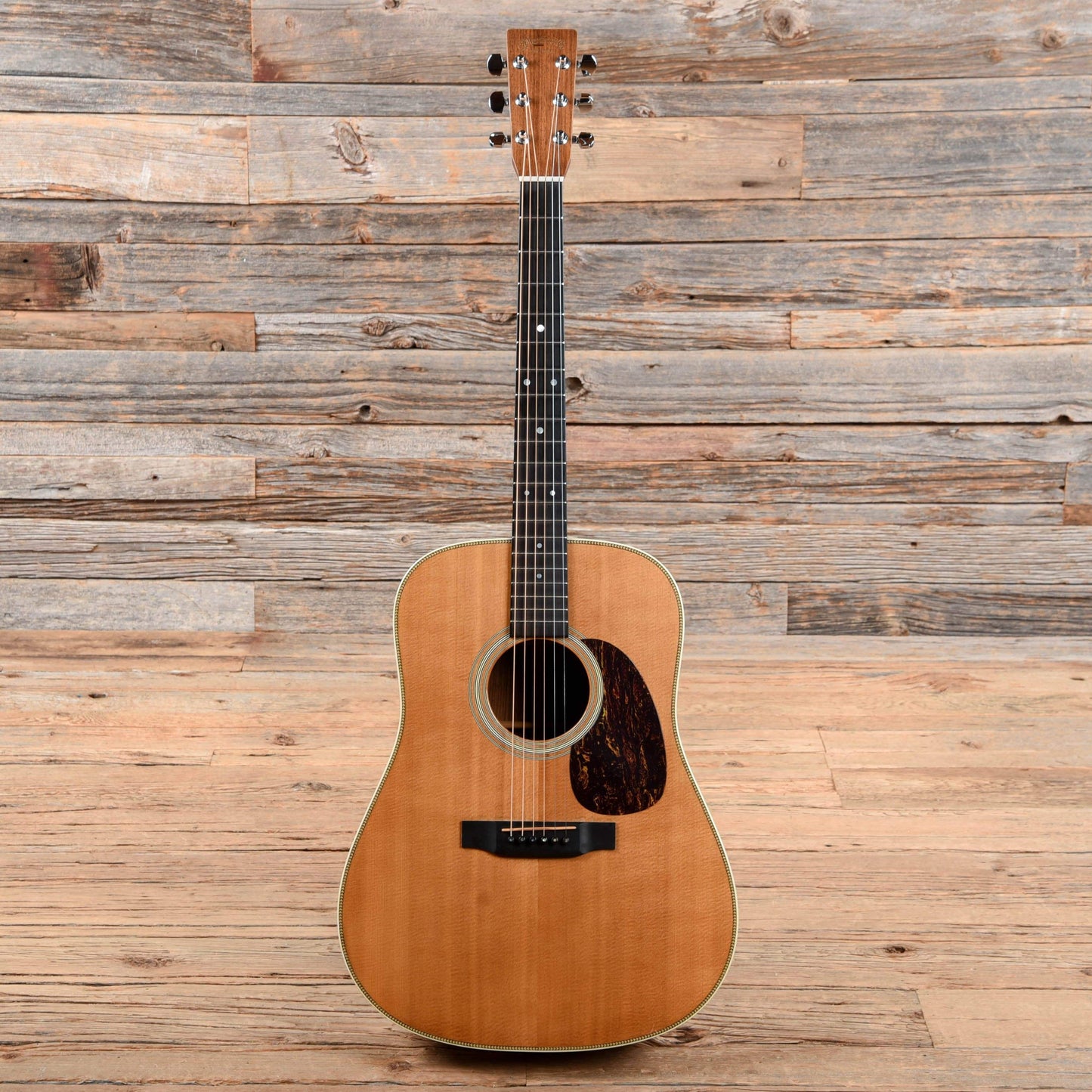 Martin Standard Series HD-28 Natural 2002 Acoustic Guitars / Dreadnought