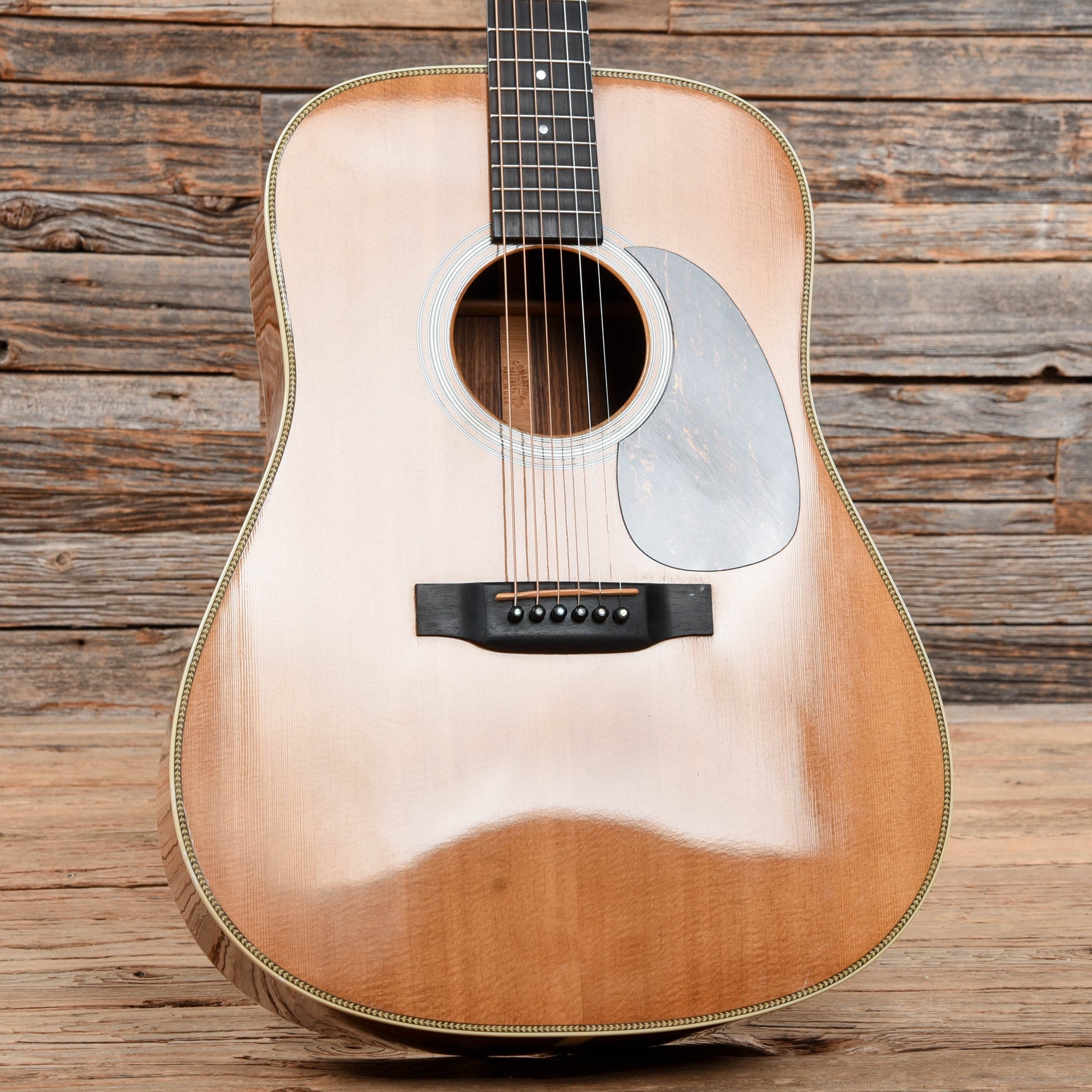 Martin Standard Series HD-28 Natural 2002 Acoustic Guitars / Dreadnought