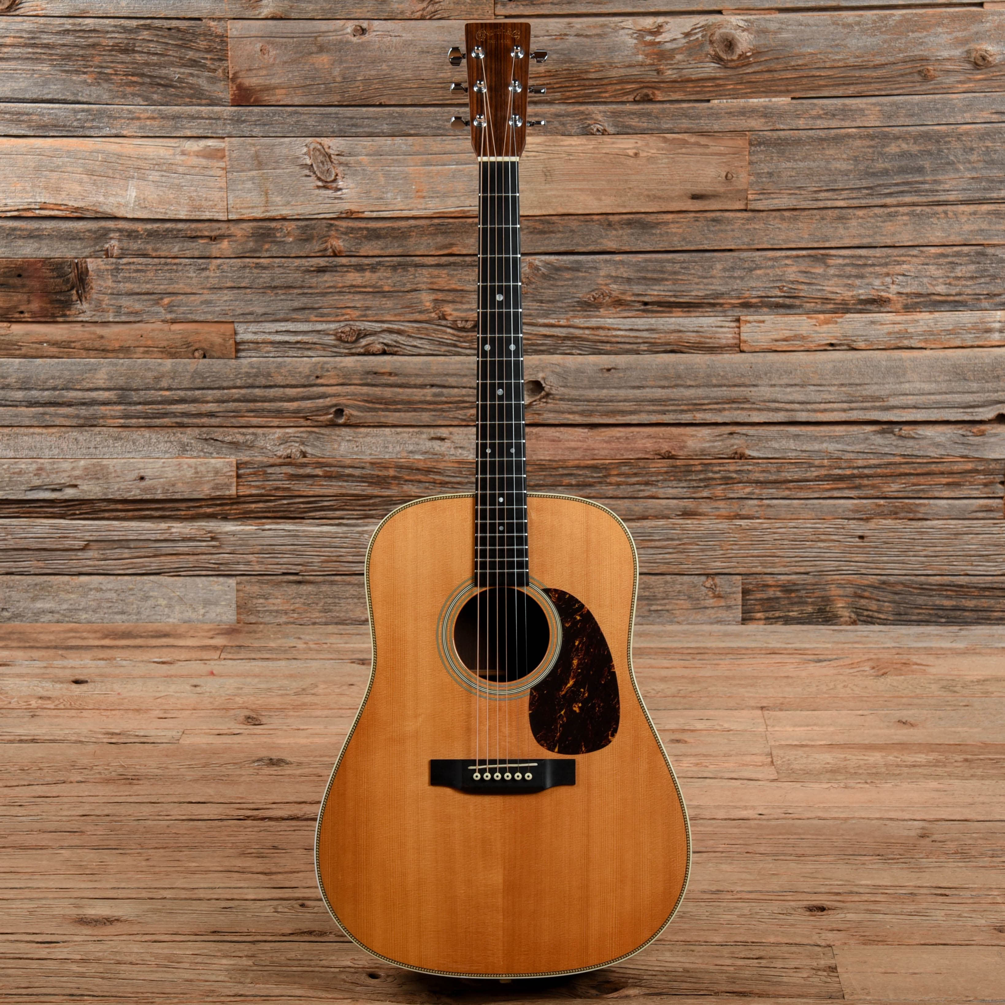 Martin Standard Series HD-28 Natural 2006 Acoustic Guitars / Dreadnought