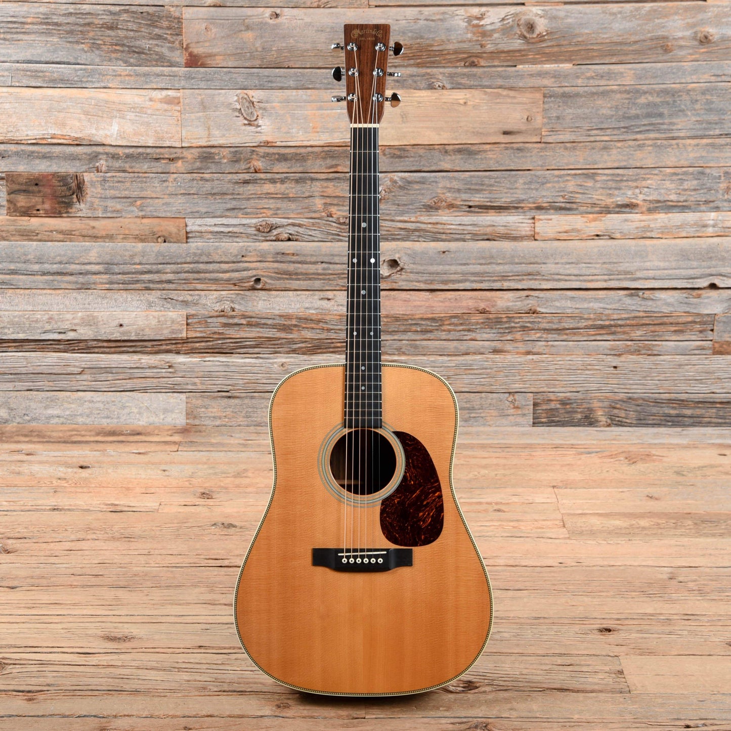 Martin Standard Series HD-28 Natural 2014 Acoustic Guitars / Dreadnought