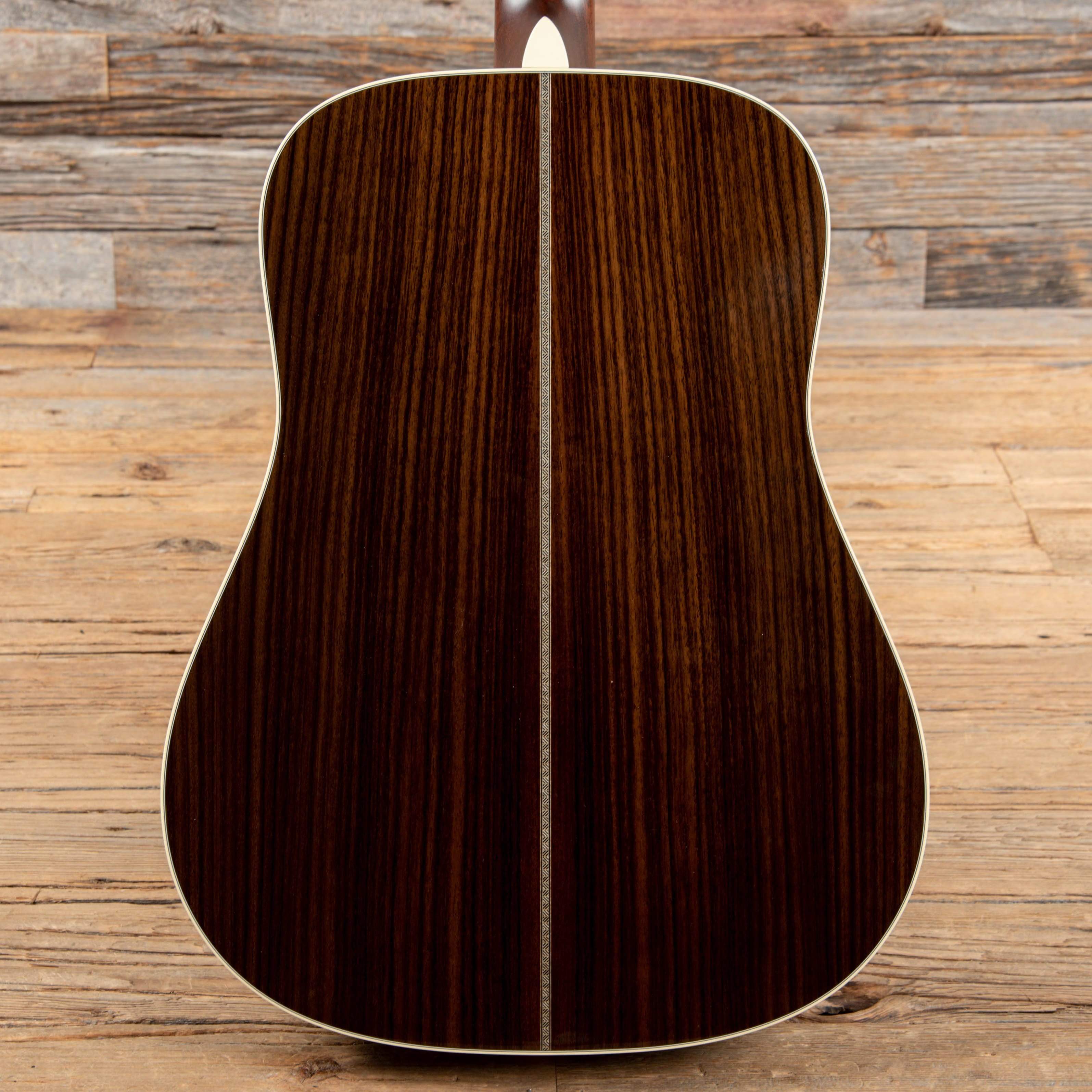 Martin Standard Series HD-28 Natural 2017 Acoustic Guitars / Dreadnought