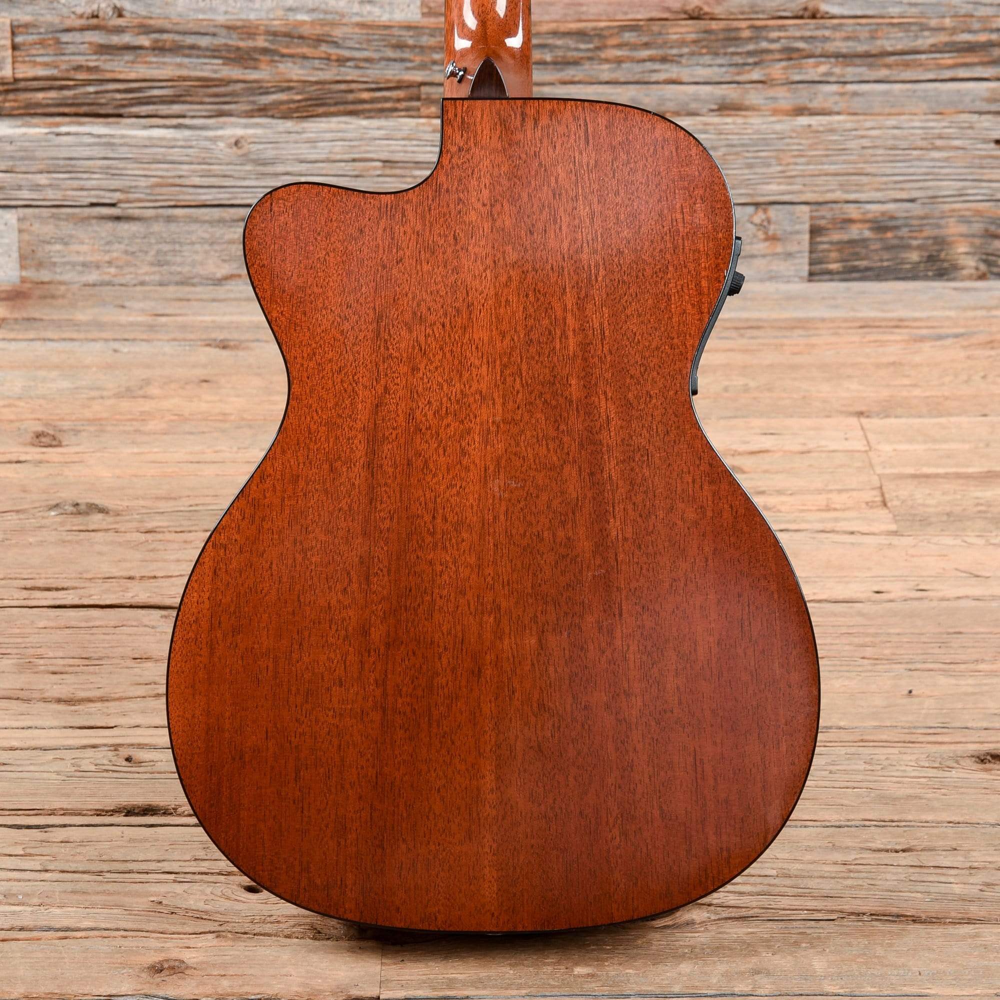 Martin 000C-16GTE Natural 2002 – Chicago Music Exchange