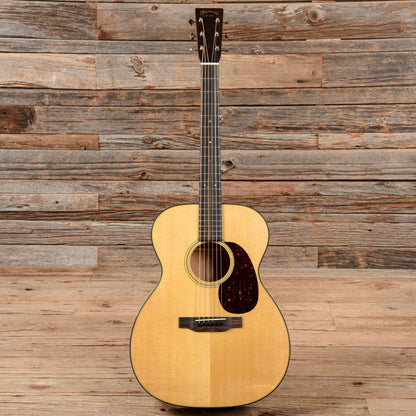 Martin 000-18 Acoustic Guitars