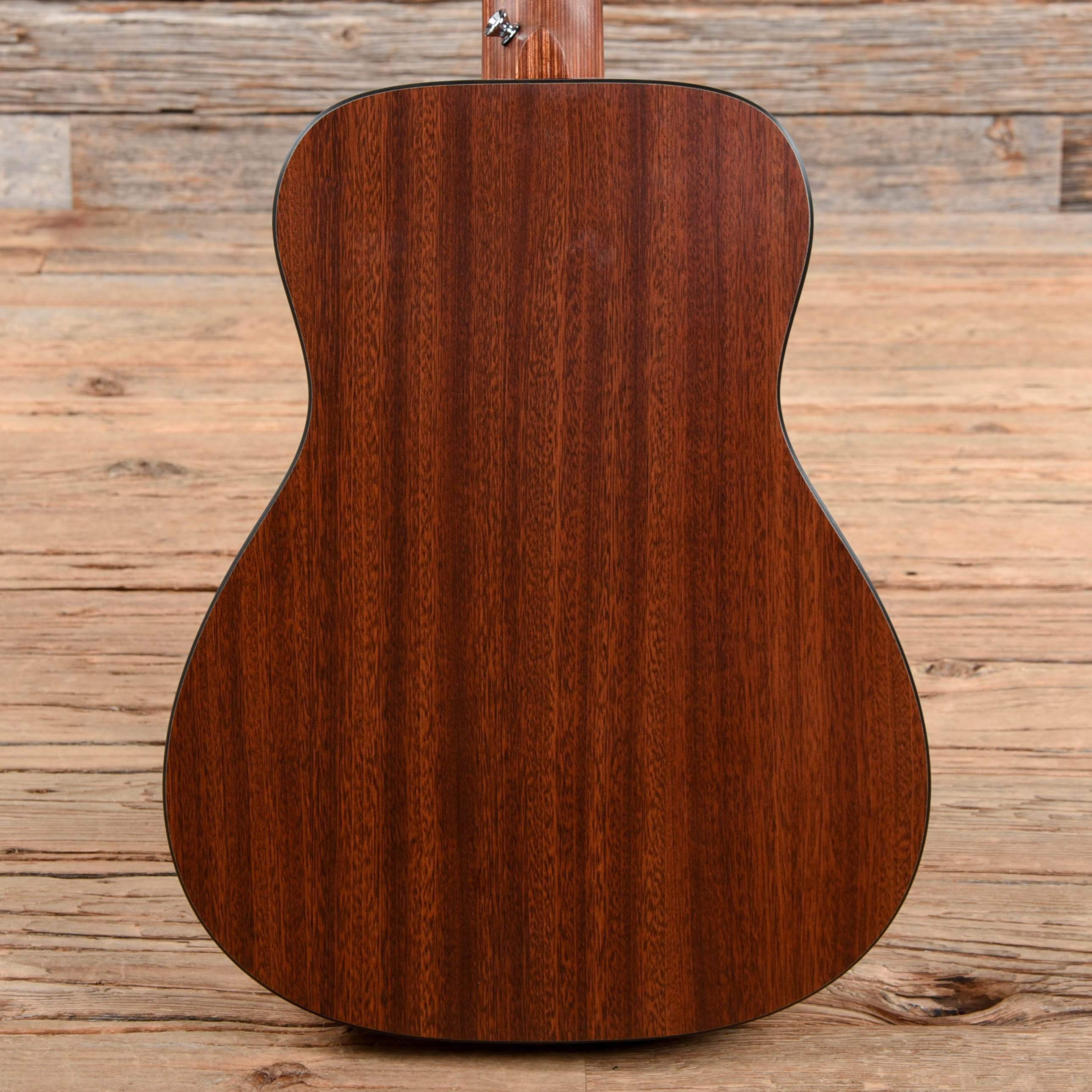 Martin LX1 Little Martin Solid Sitka Spruce/Mahogany HPL Natural Acoustic Guitars / Mini/Travel
