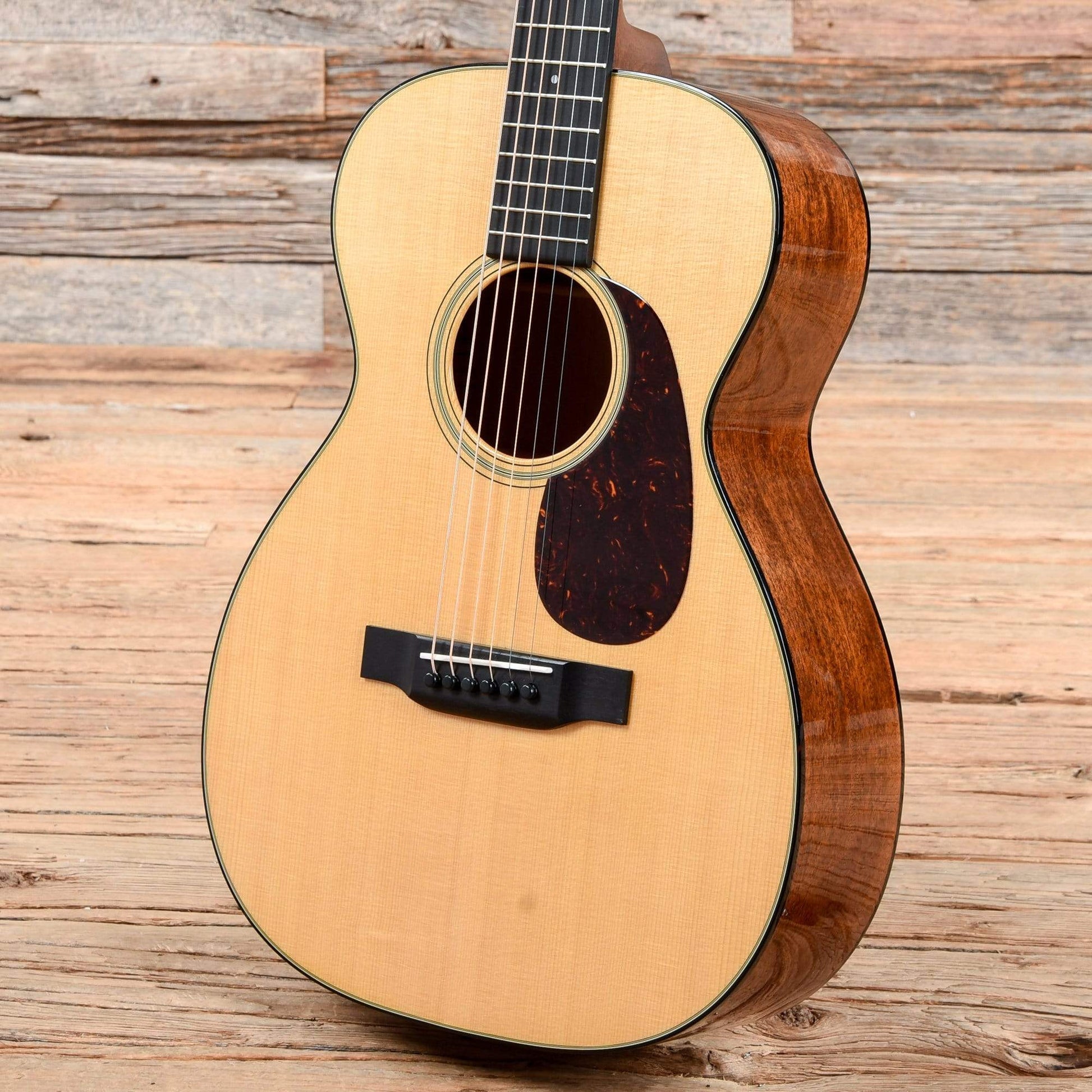 Martin 0-18 Natural 2018 Acoustic Guitars / OM and Auditorium