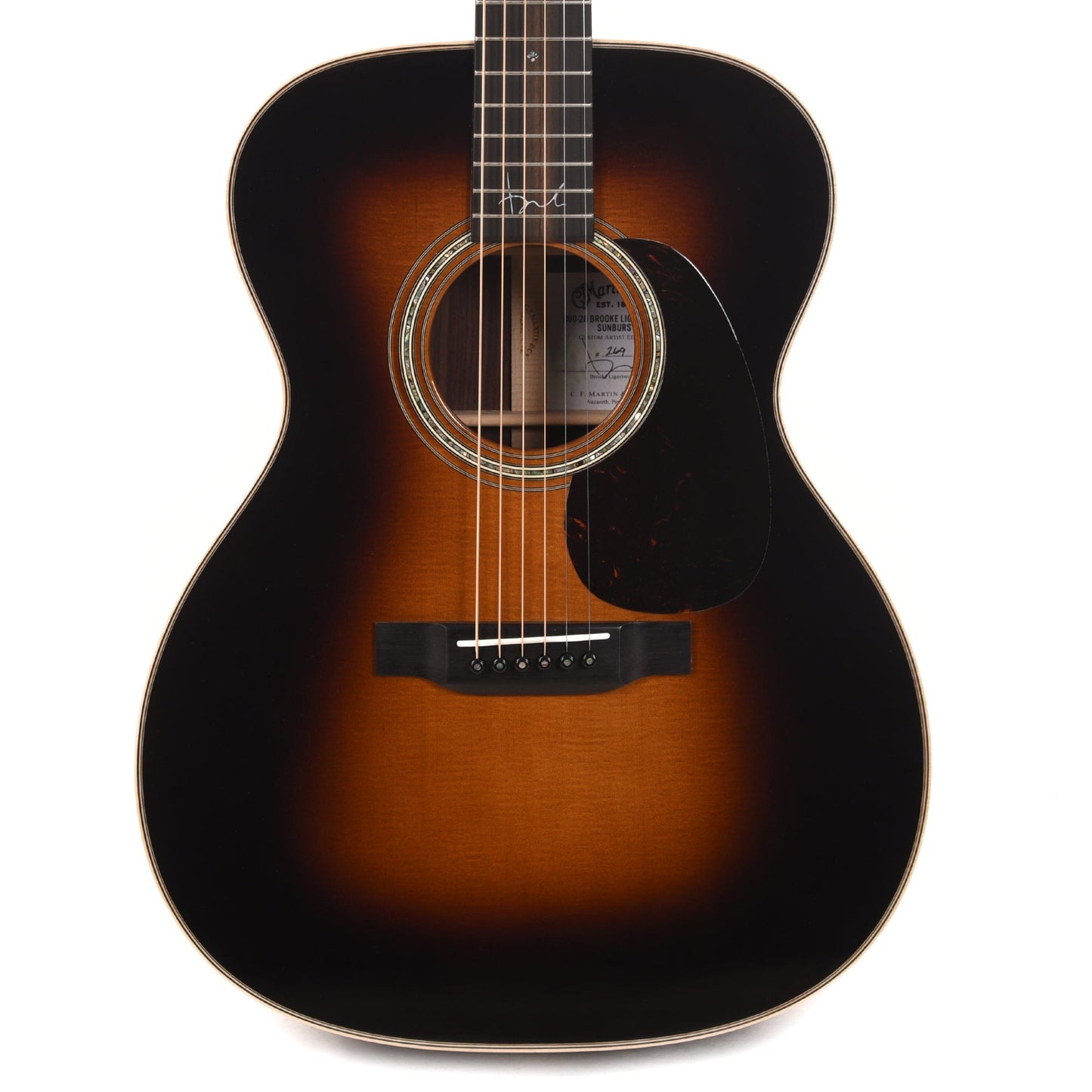 Martin 000-28 Brooke Ligertwood Sunburst Acoustic Guitars / OM and Auditorium