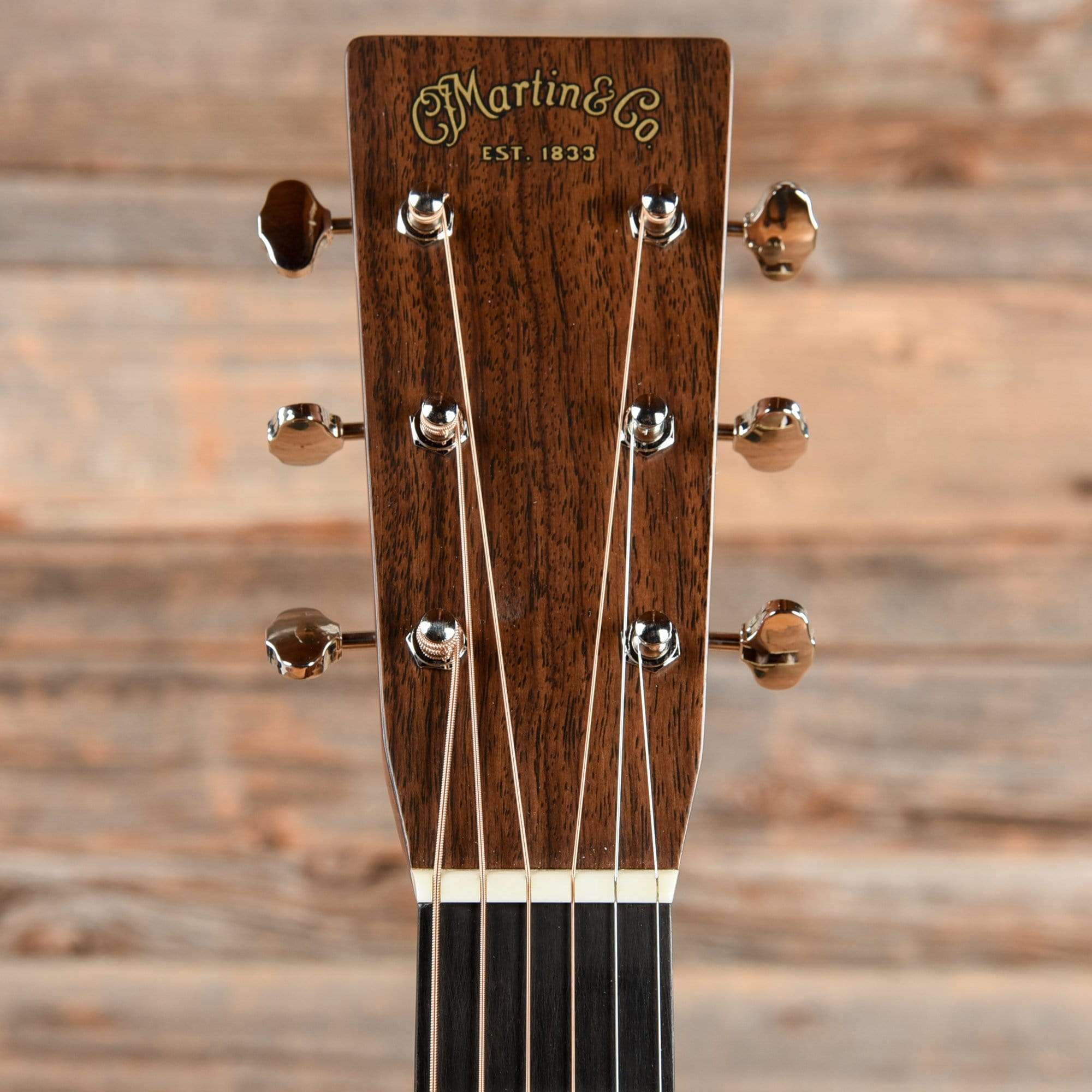 Martin 000-28 Natural Acoustic Guitars / OM and Auditorium