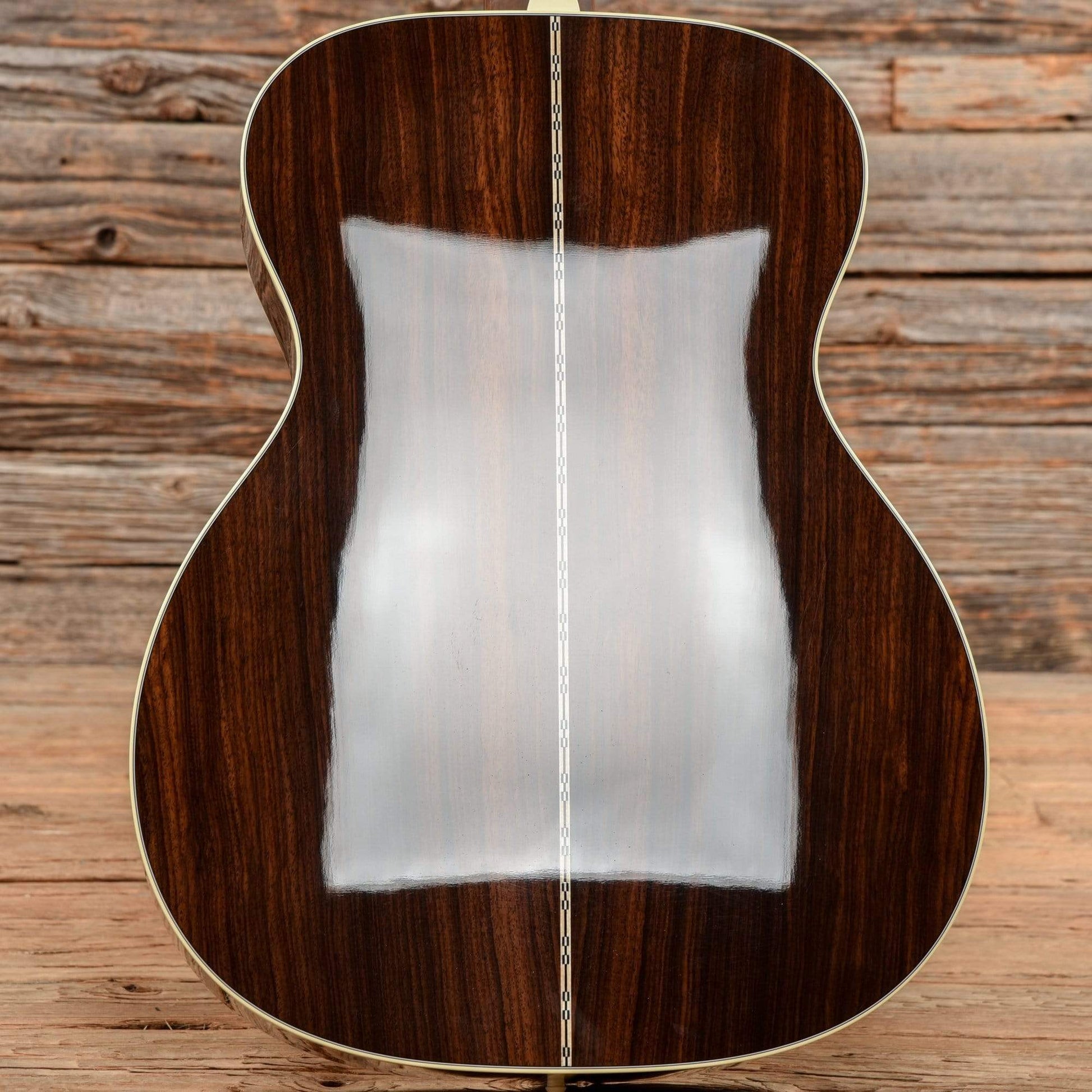 Martin 000-28 Natural Acoustic Guitars / OM and Auditorium