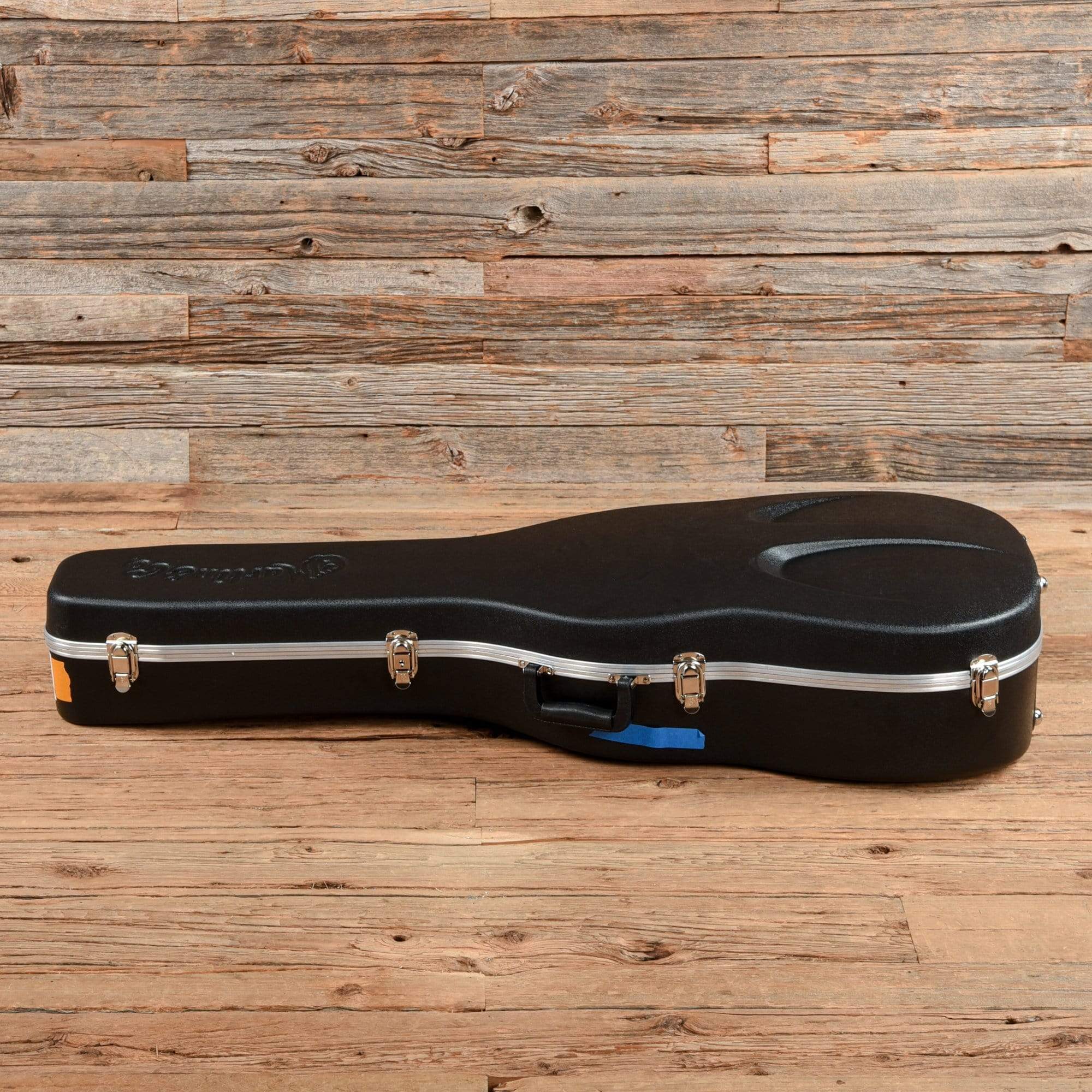 Martin 000-28 Natural Acoustic Guitars / OM and Auditorium