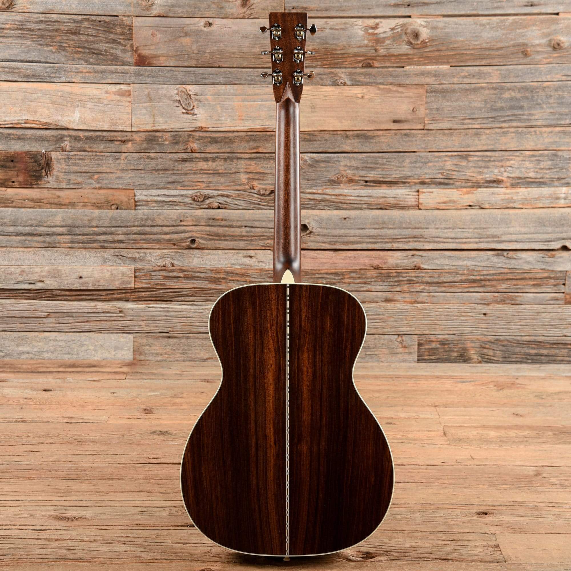 Martin 000-28 Natural Acoustic Guitars / OM and Auditorium