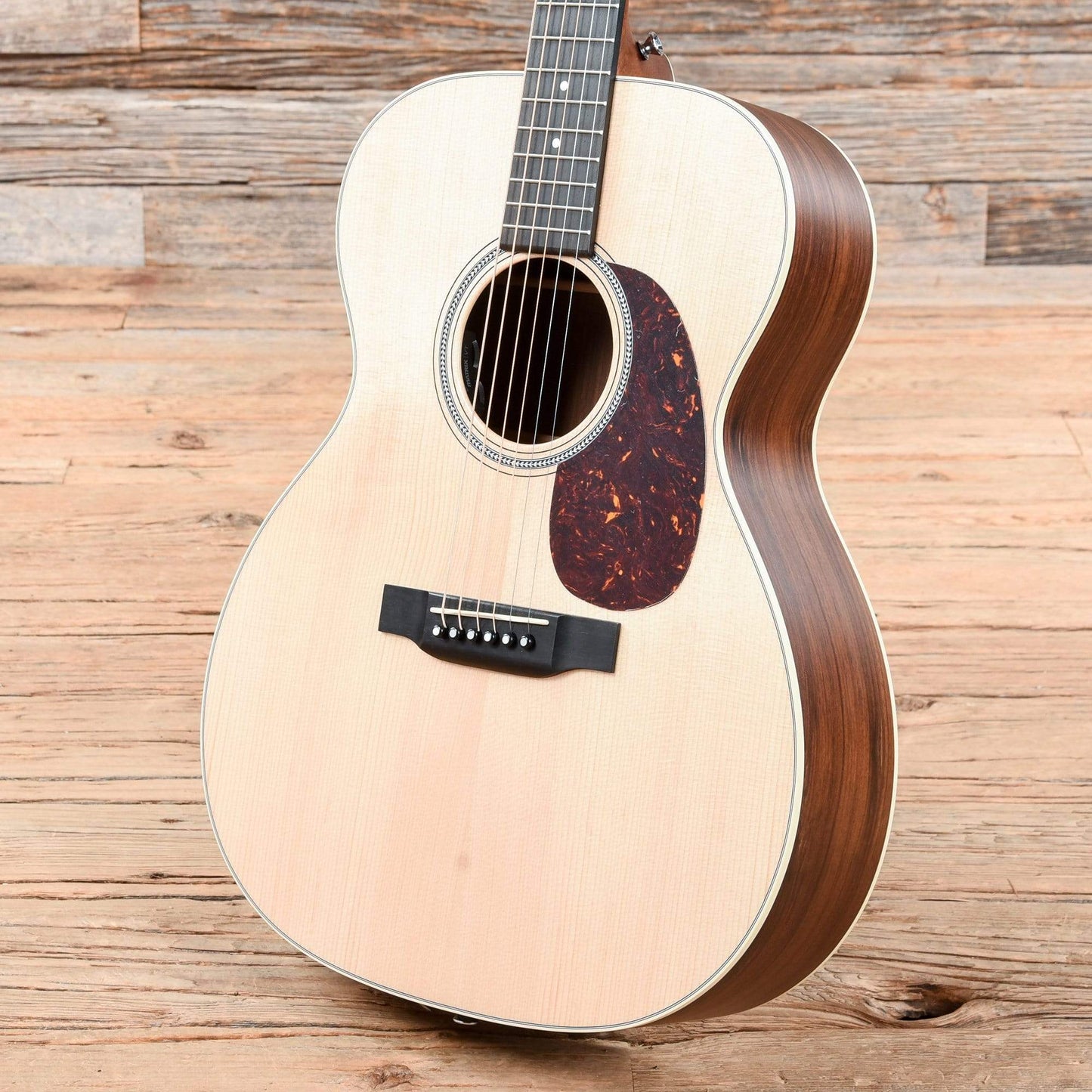 Martin 00016E Sitka Spruce/Granadillo w/Pickup Acoustic Guitars / OM and Auditorium