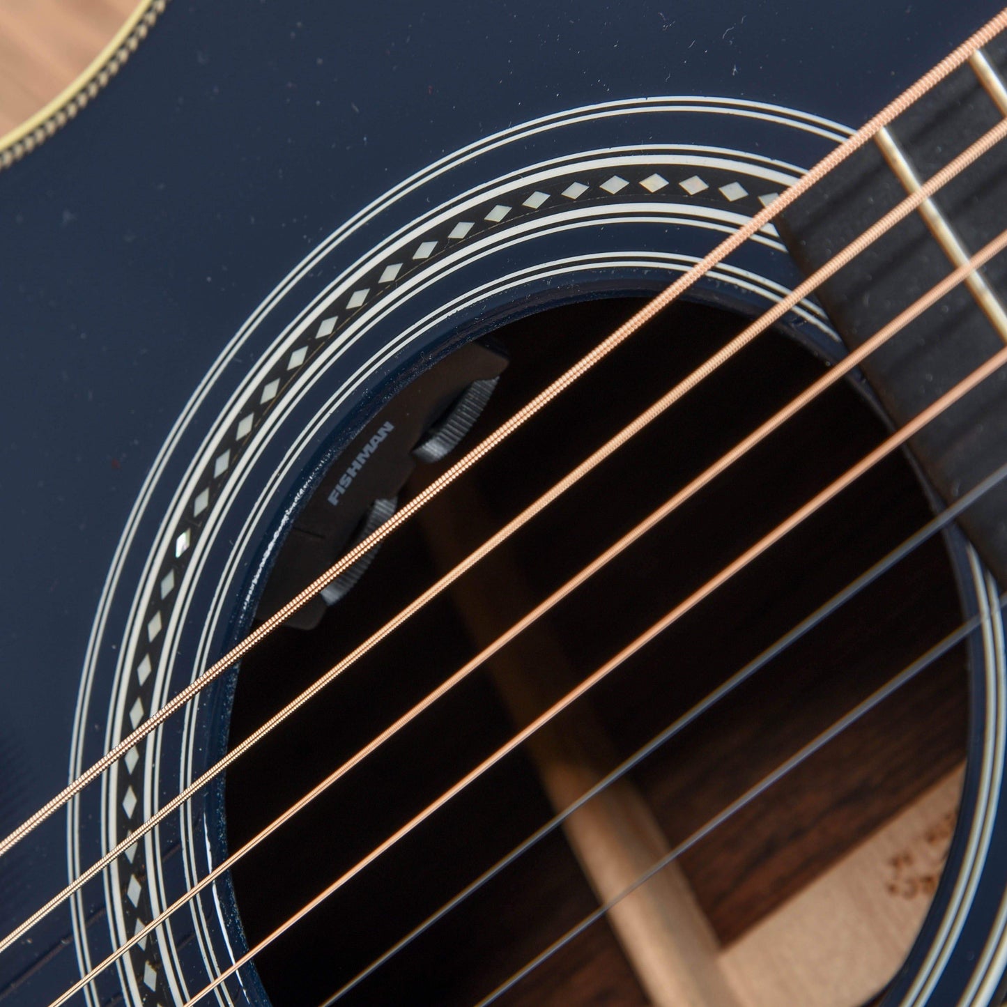 Martin Custom Shop 000-14 Fret Dark Navy Blue 2015 Acoustic Guitars / OM and Auditorium