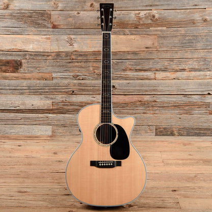 Martin GPC Aura GT Natural 2015 Acoustic Guitars / OM and Auditorium