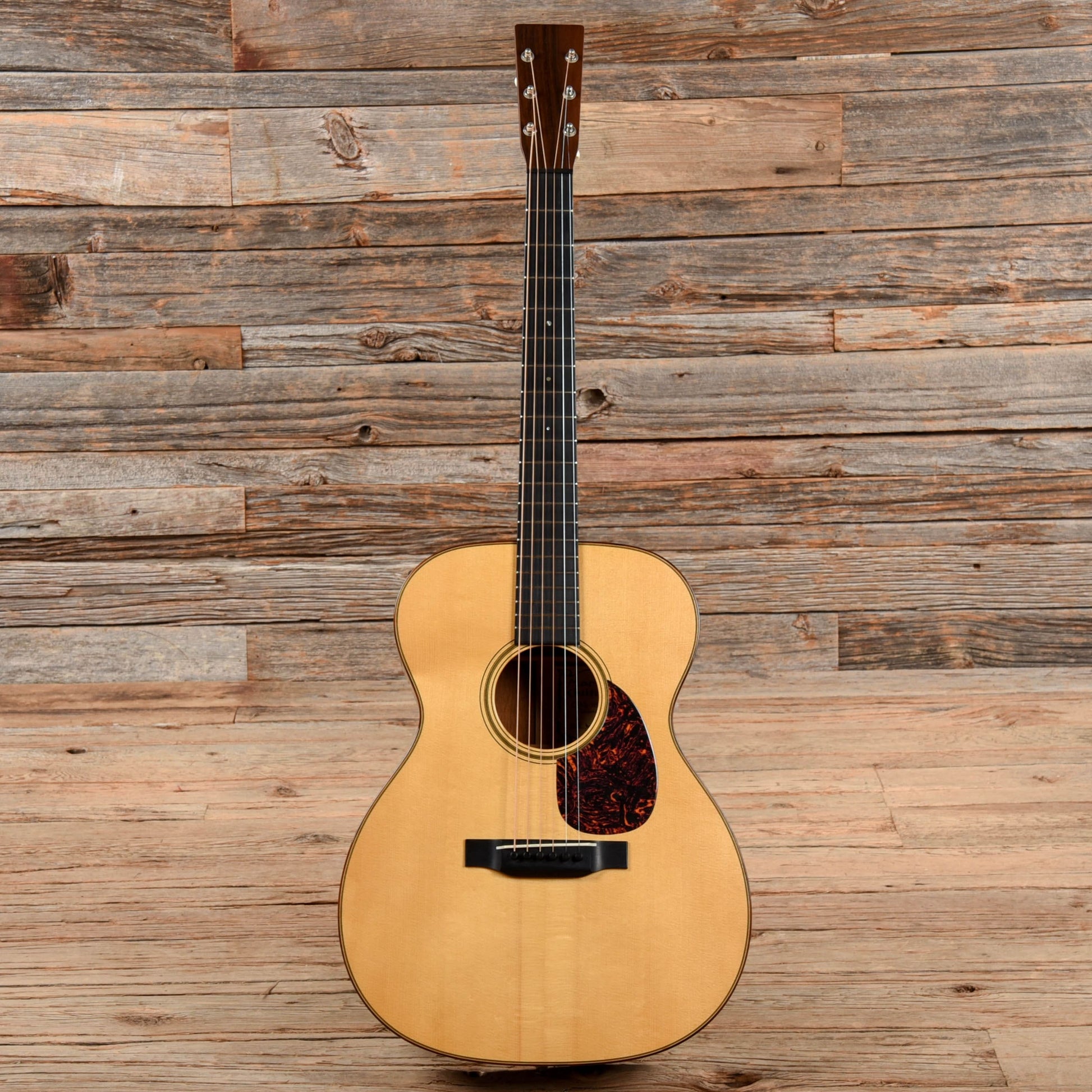 Martin Martin OM-18GE Natural 2005 Acoustic Guitars / OM and Auditorium