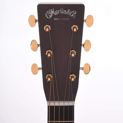 Martin OM-28 Modern Deluxe Acoustic Guitars / OM and Auditorium
