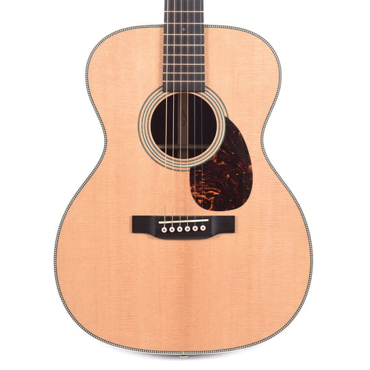 Martin OM-28E Modern Deluxe Natural w/Fishman Aura VT Blend NAMM Booth 2020 (Serial #M2347634) Acoustic Guitars / OM and Auditorium