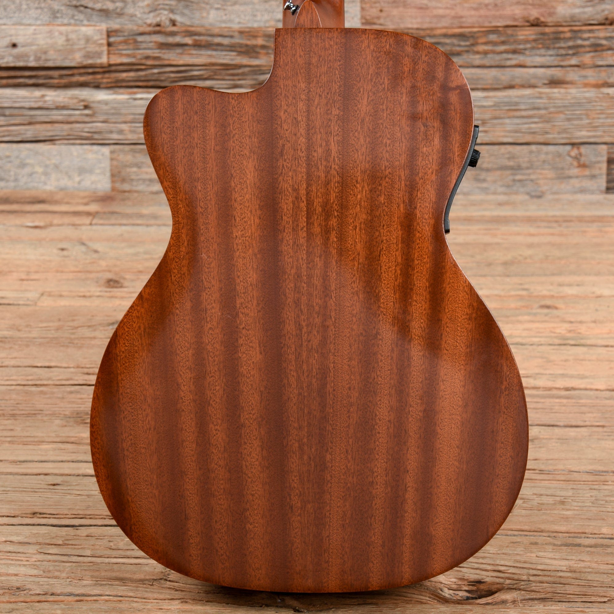 Martin OMC-15E Natural 2002 Acoustic Guitars / OM and Auditorium