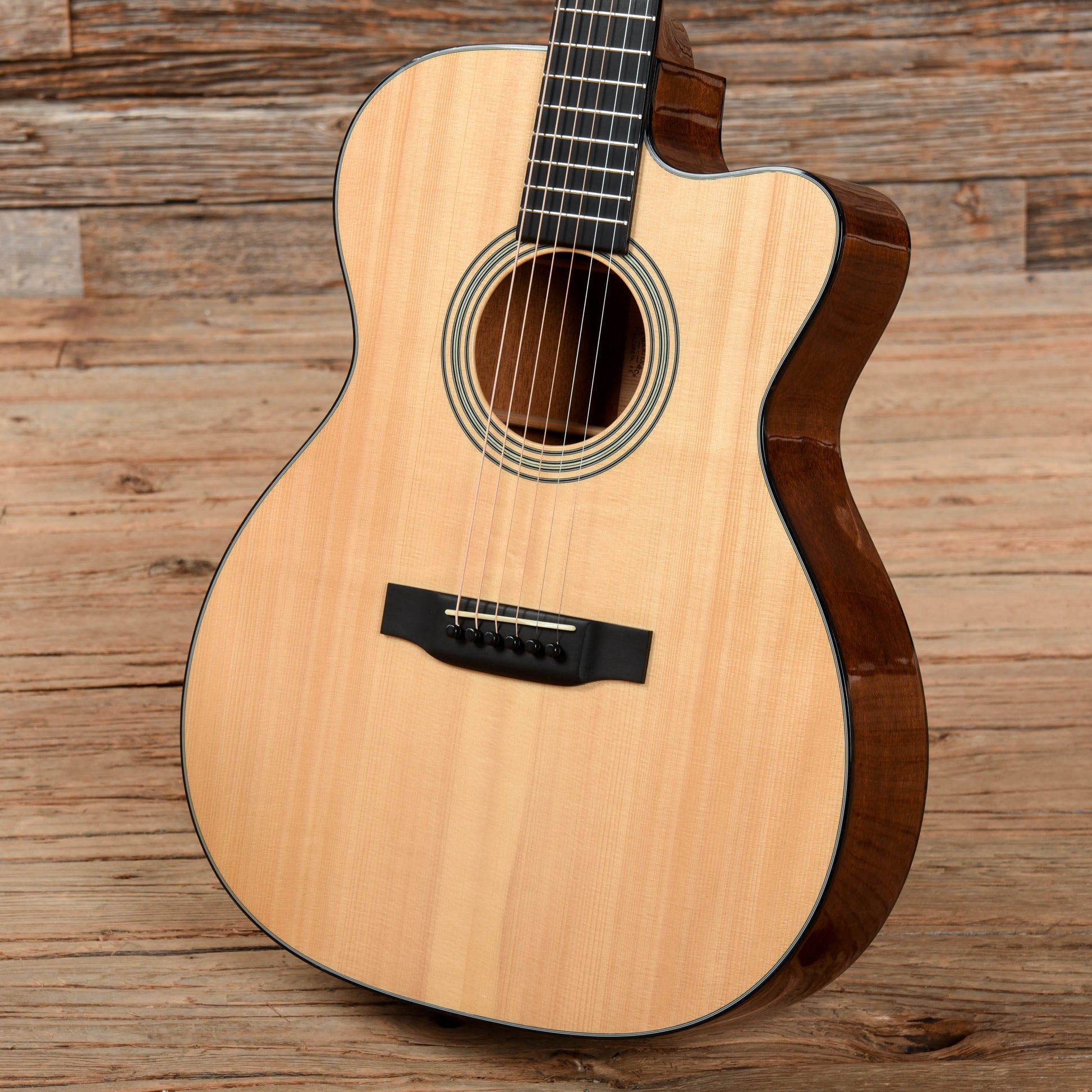 Martin OMC-18LJ Laurence Juber Signature Natural 2007 Acoustic Guitars / OM and Auditorium
