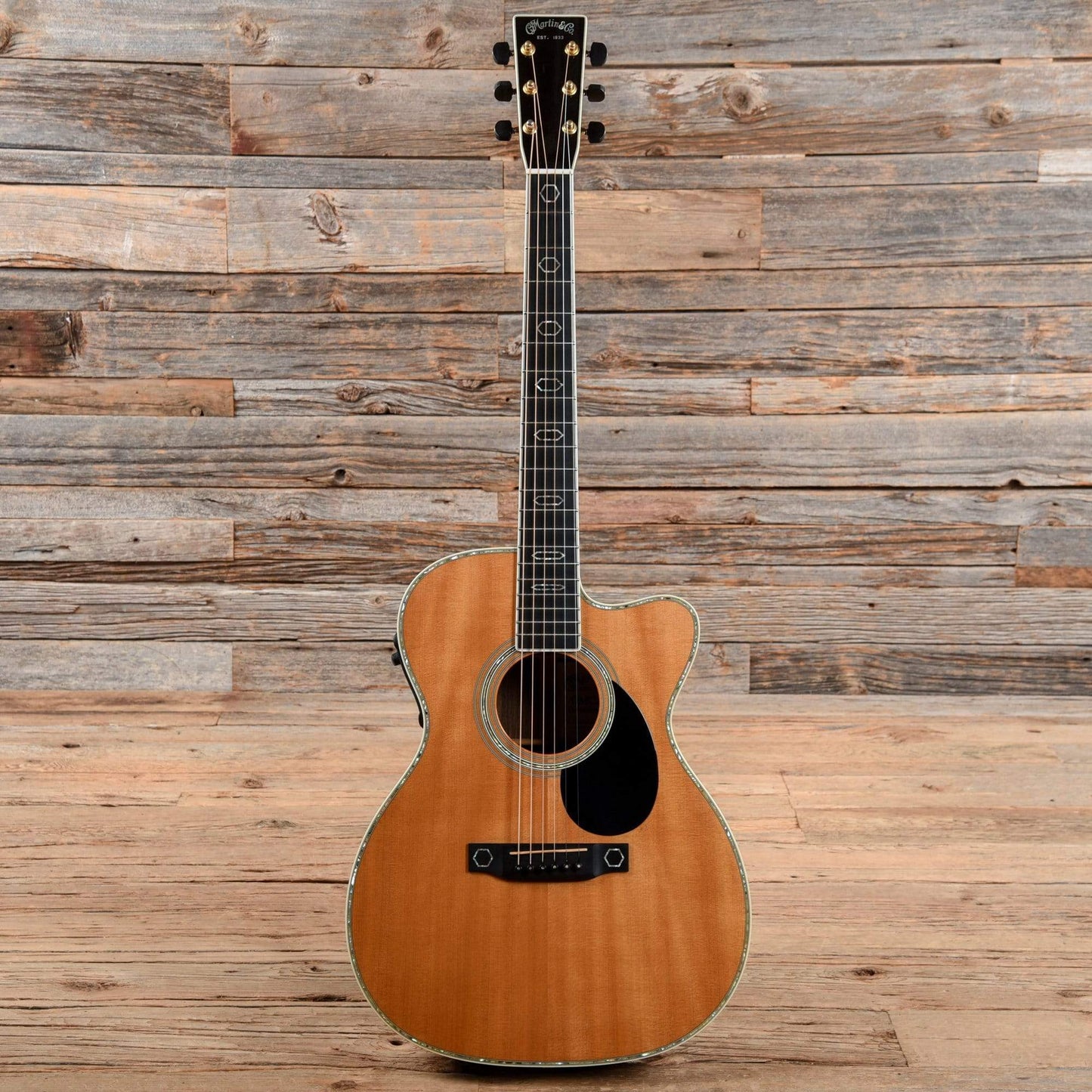 Martin OMC Aura Natural 2006 Acoustic Guitars / OM and Auditorium