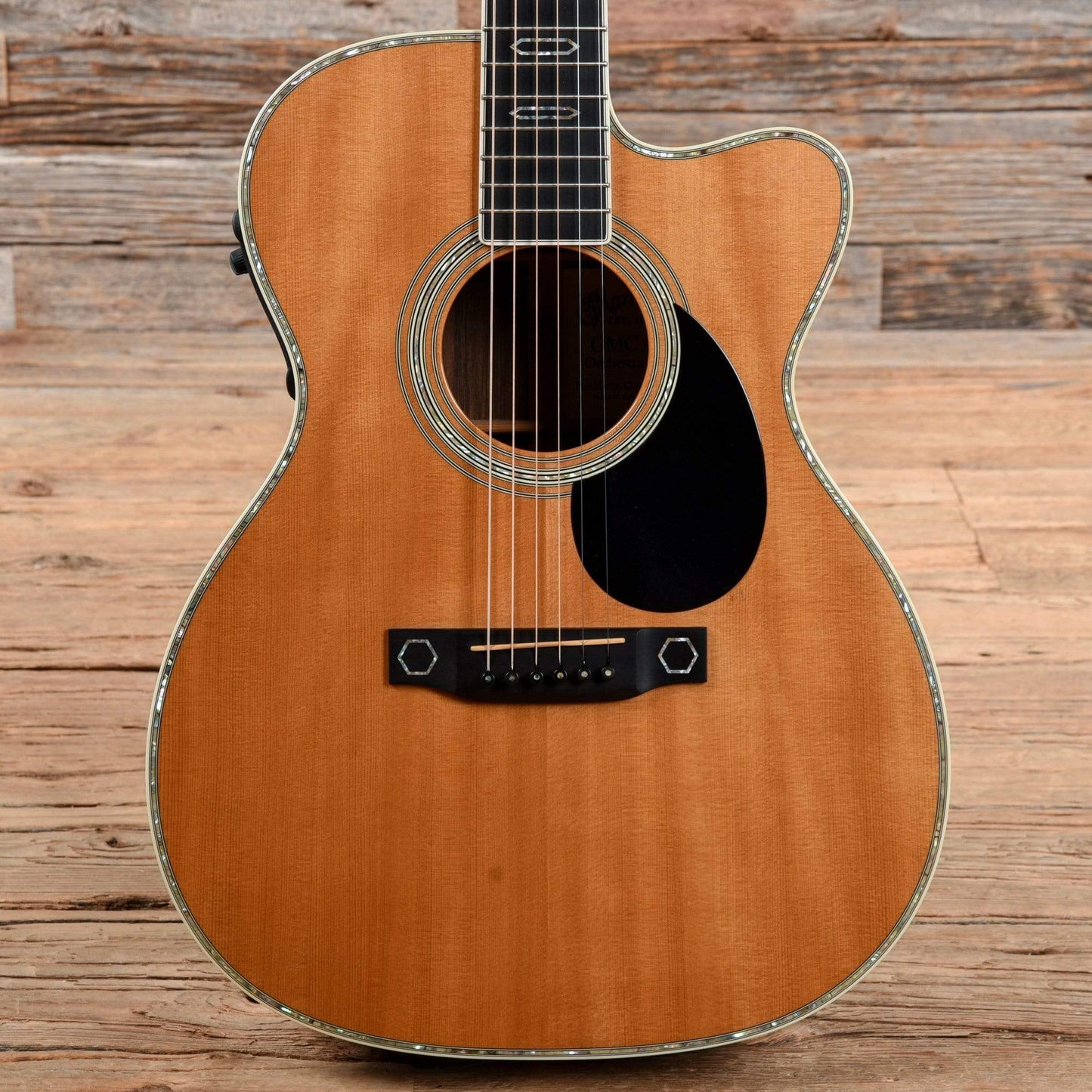 Martin OMC Aura Natural 2006 Acoustic Guitars / OM and Auditorium