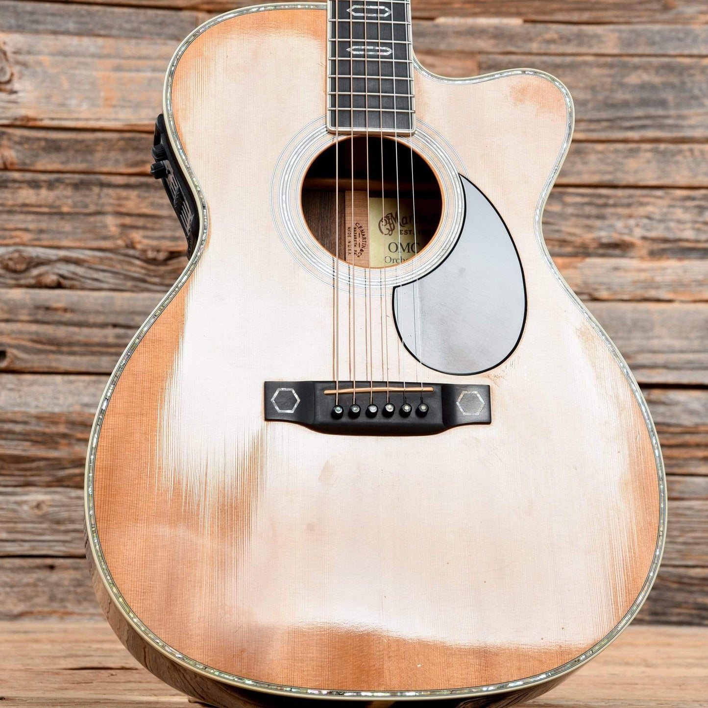 Martin OMC Aura Natural 2006 Acoustic Guitars / OM and Auditorium