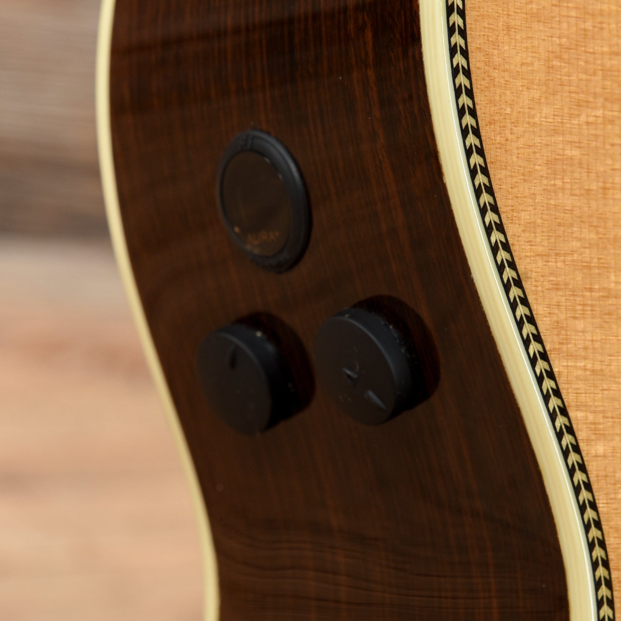 Martin Retro Series OM-28E Natural Acoustic Guitars / OM and Auditorium