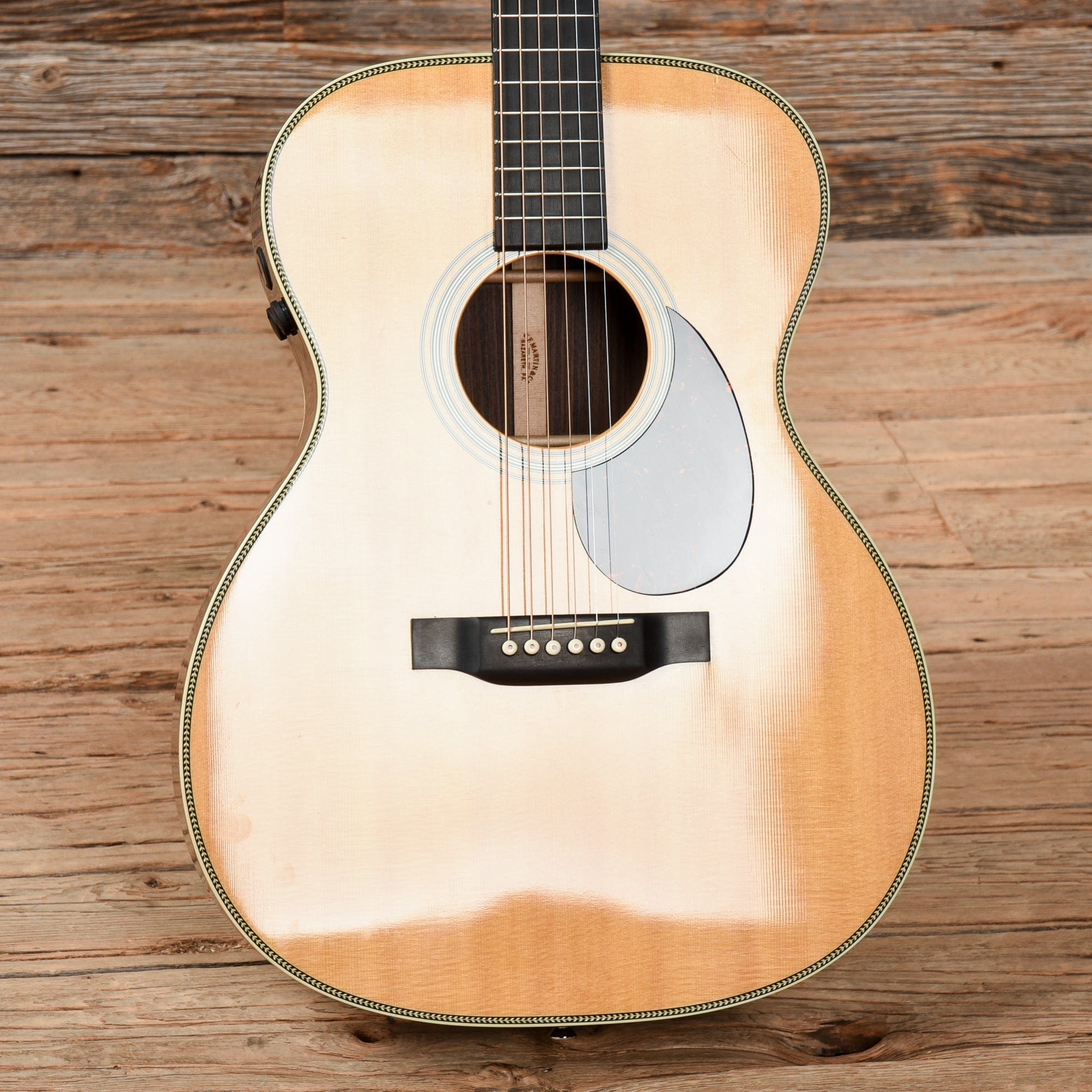 Martin Retro Series OM-28E Natural Acoustic Guitars / OM and Auditorium