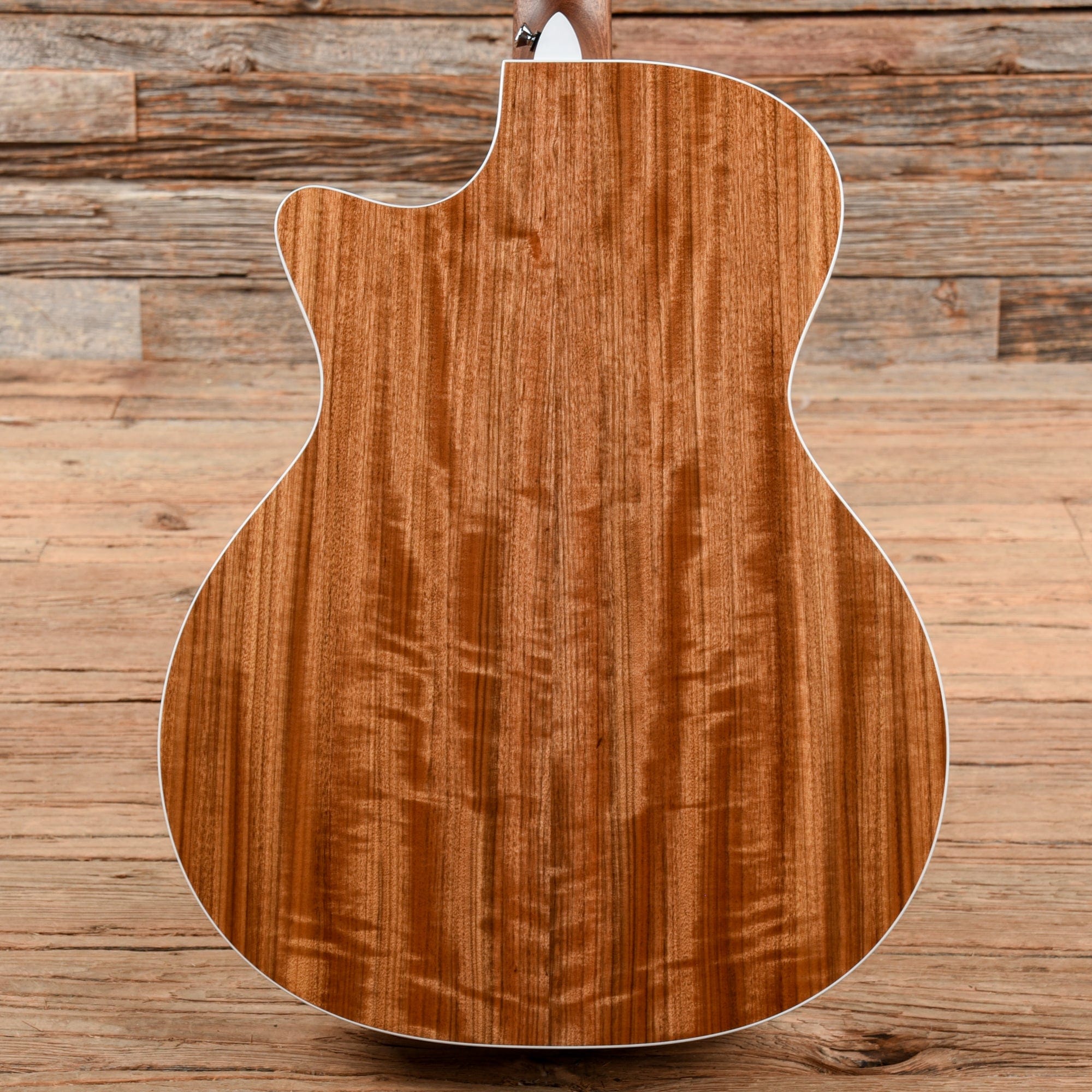 Martin Road Series GPC-13E Natural Acoustic Guitars / OM and Auditorium