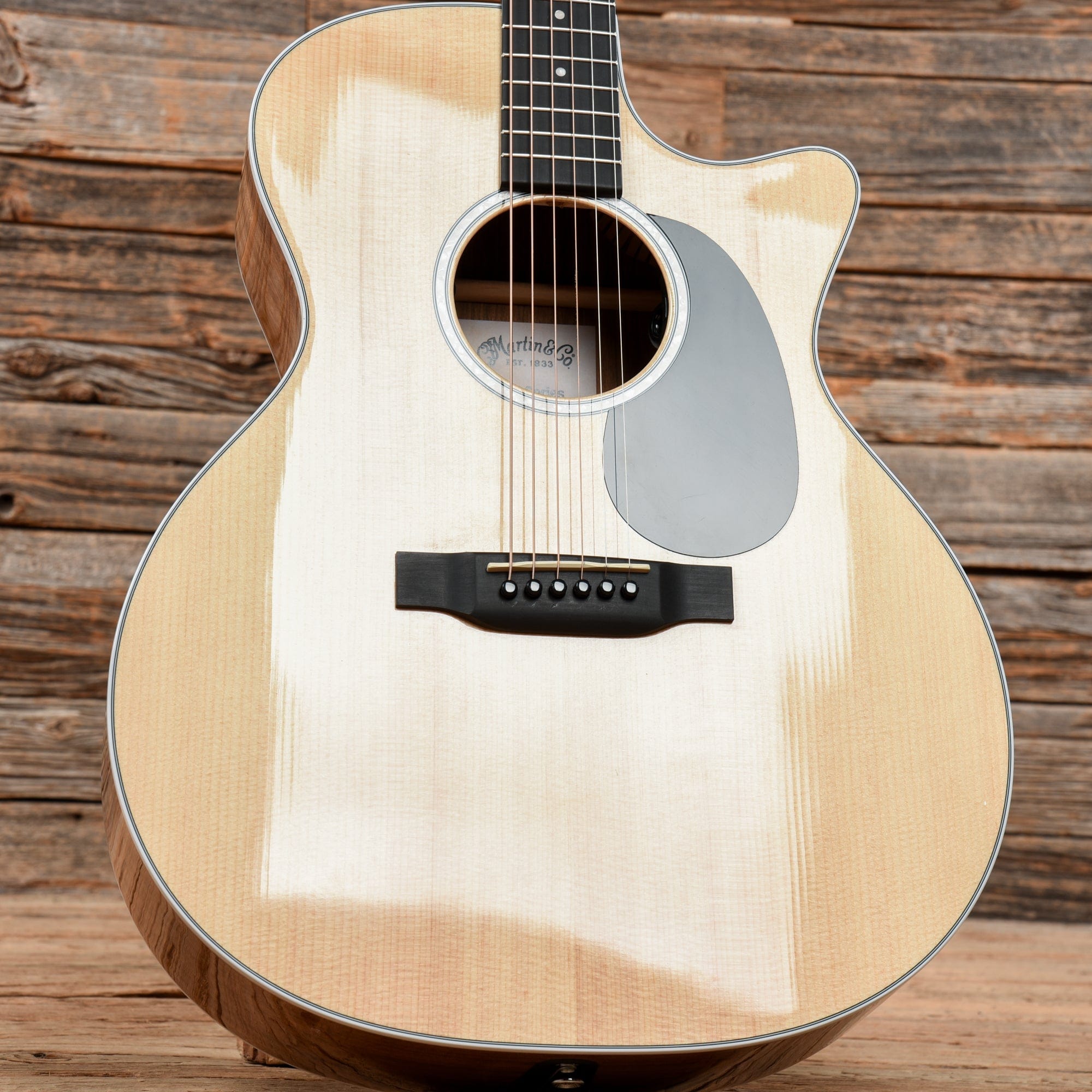 Martin Road Series GPC-13E Natural Acoustic Guitars / OM and Auditorium