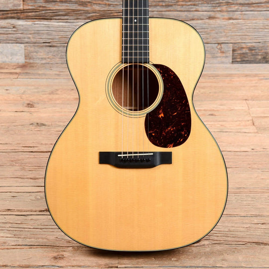 Martin Standard Series 000-18 Natural 2015 Acoustic Guitars / OM and Auditorium