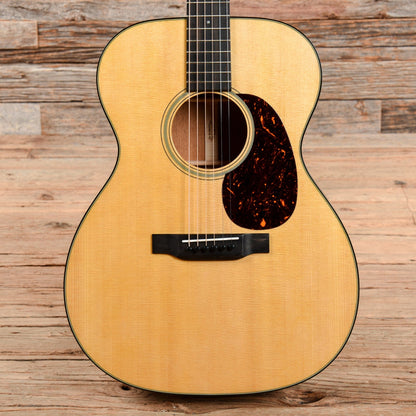 Martin Standard Series 000-18 Natural 2022 Acoustic Guitars / OM and Auditorium