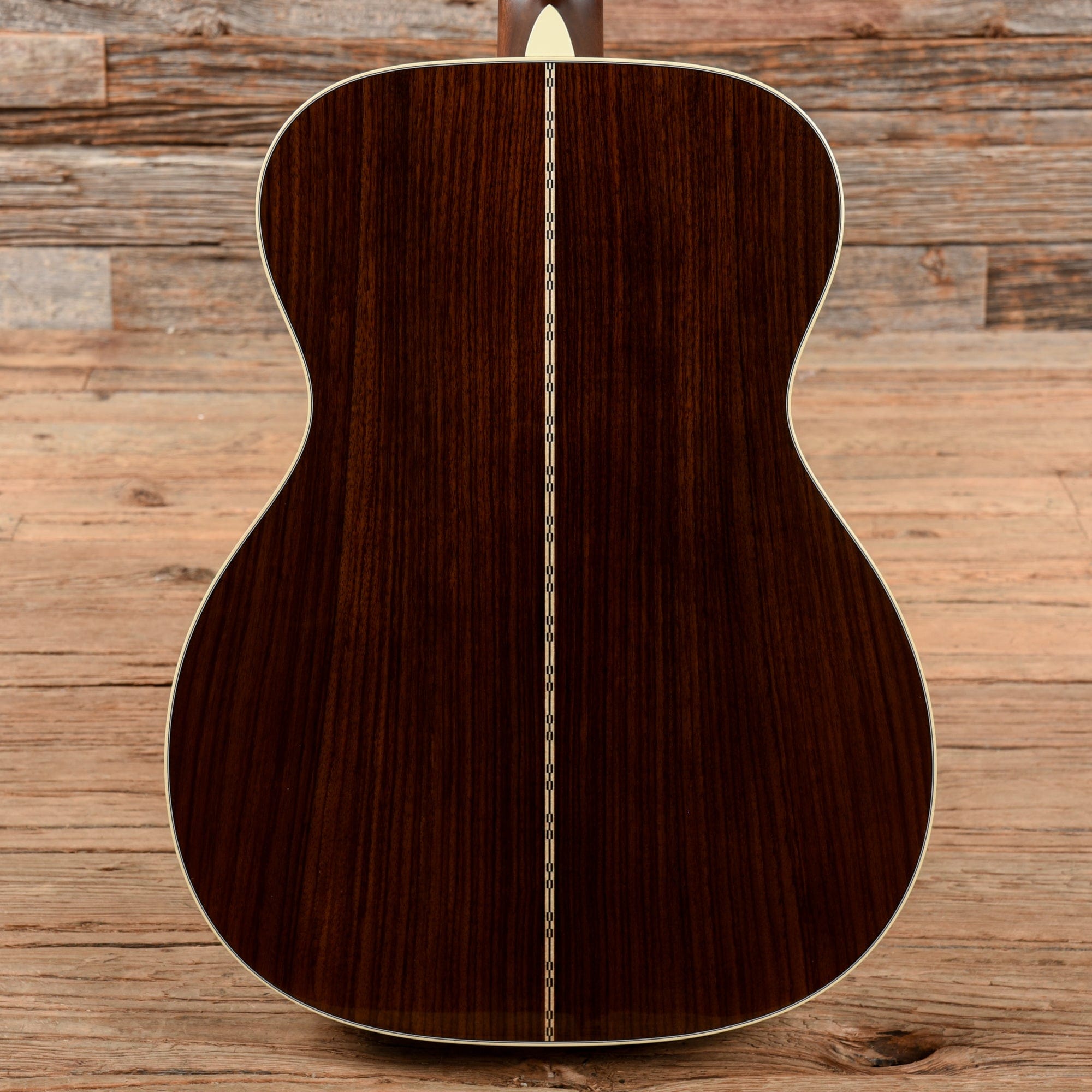 Martin Standard Series 000-28 Natural Acoustic Guitars / OM and Auditorium