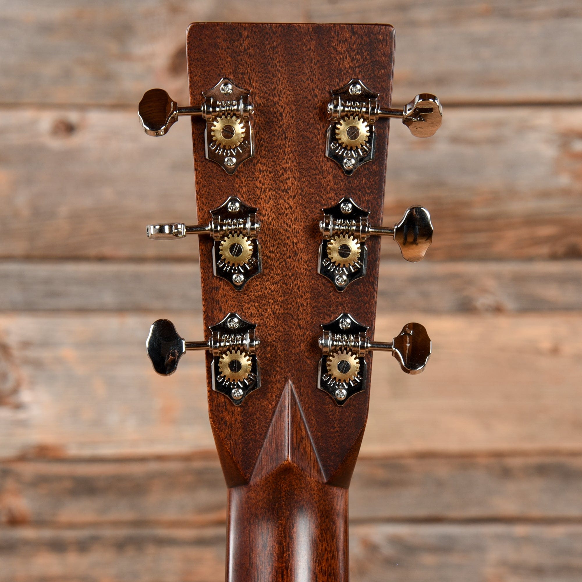 Martin Standard Series 000-28 Natural Acoustic Guitars / OM and Auditorium