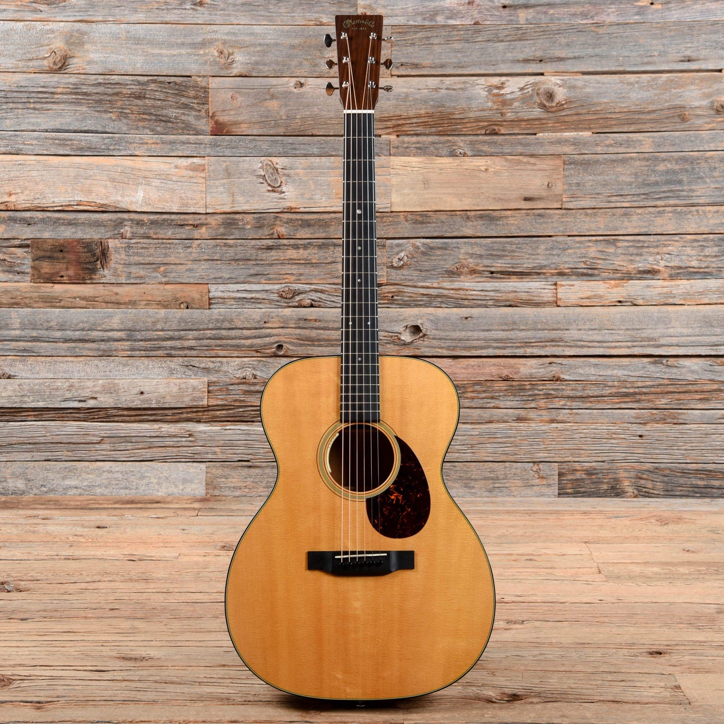 Martin Standard Series OM-18E Natural 2018 Acoustic Guitars / OM and Auditorium