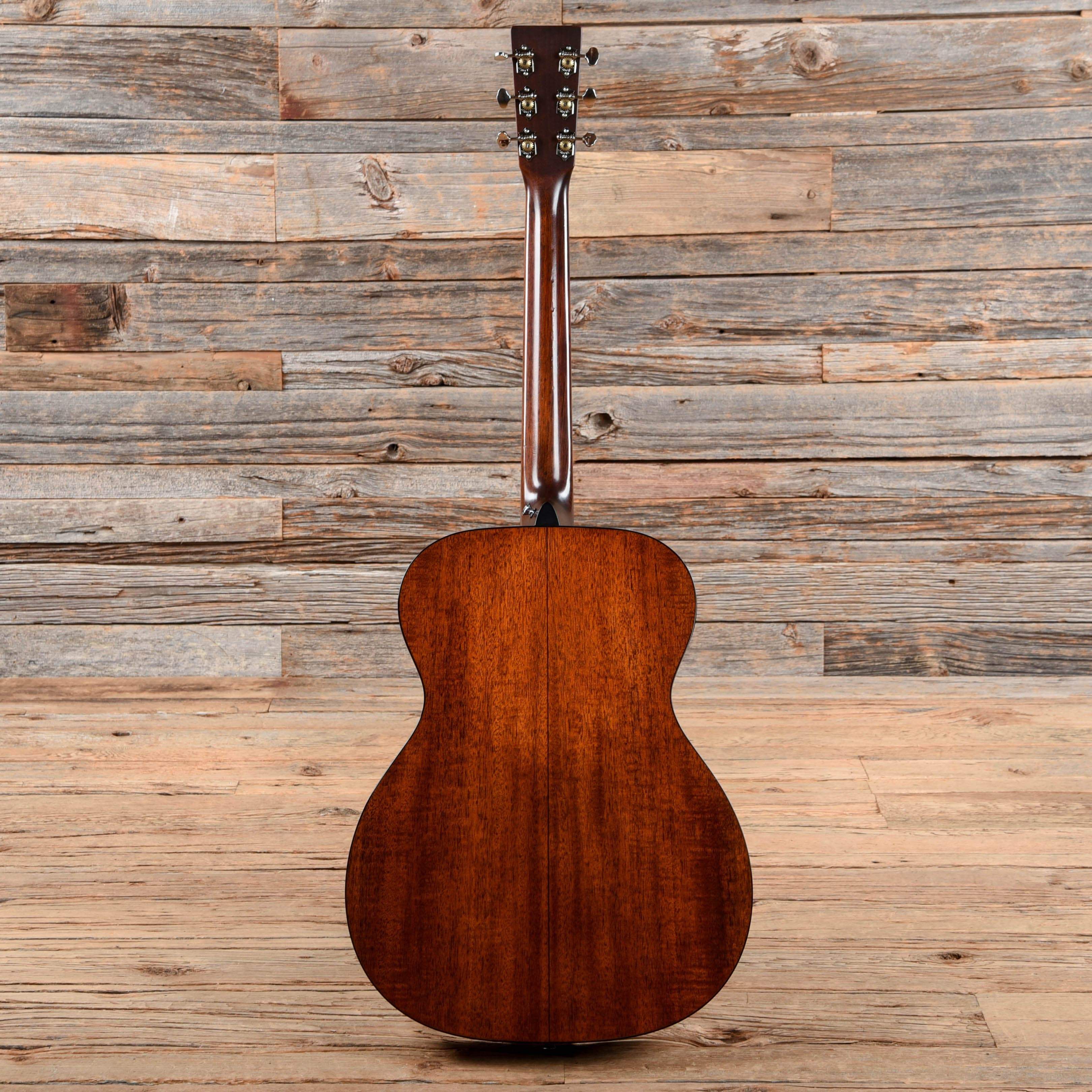 Martin Standard Series OM-18E Natural 2018 Acoustic Guitars / OM and Auditorium